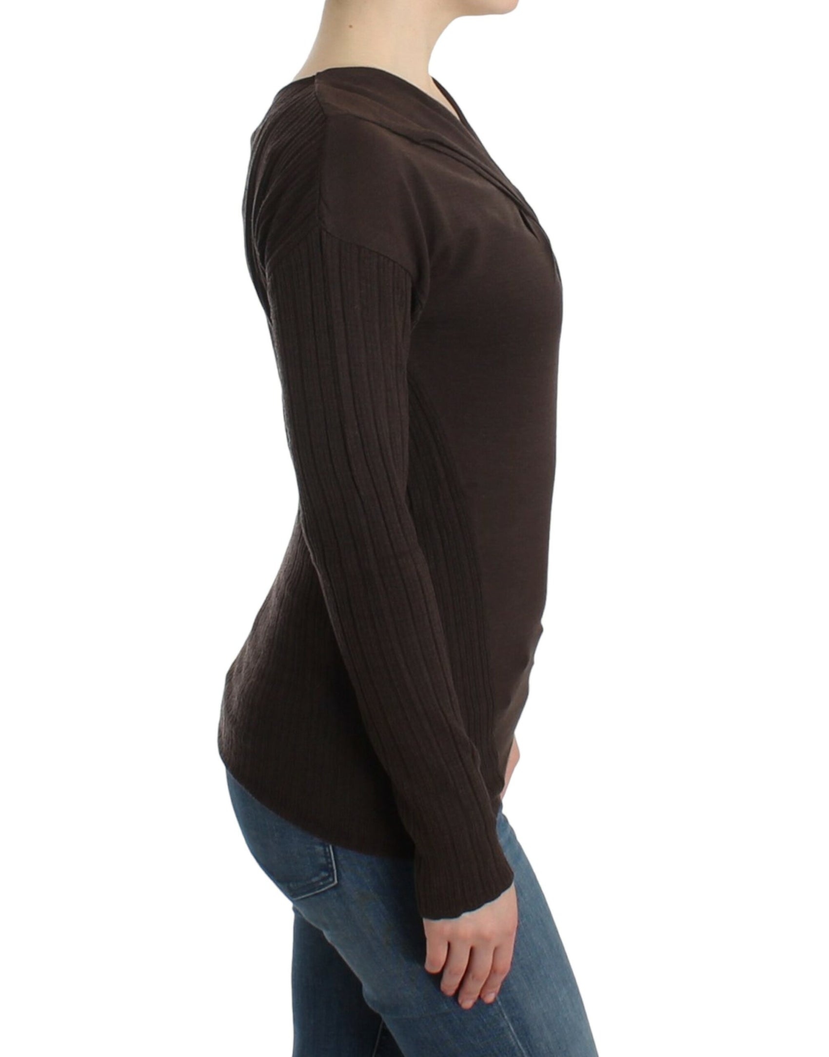 Maglione in lana vergine con buco della serratura