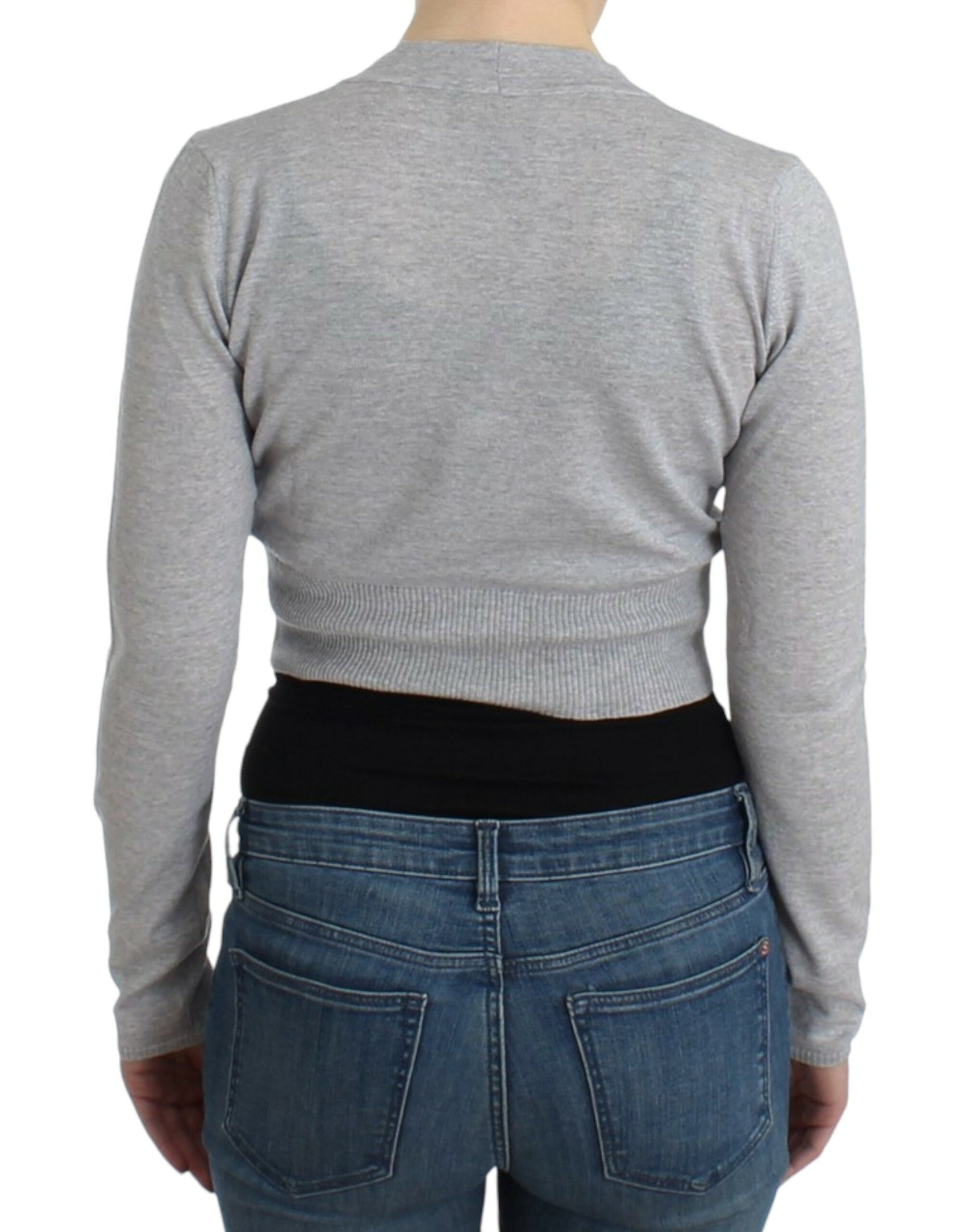 Cardigan corto in lana vergine in grigio chic