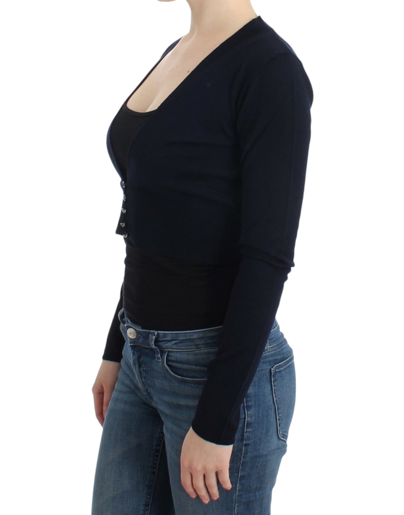 Elegante cardigan corto in lana vergine nero