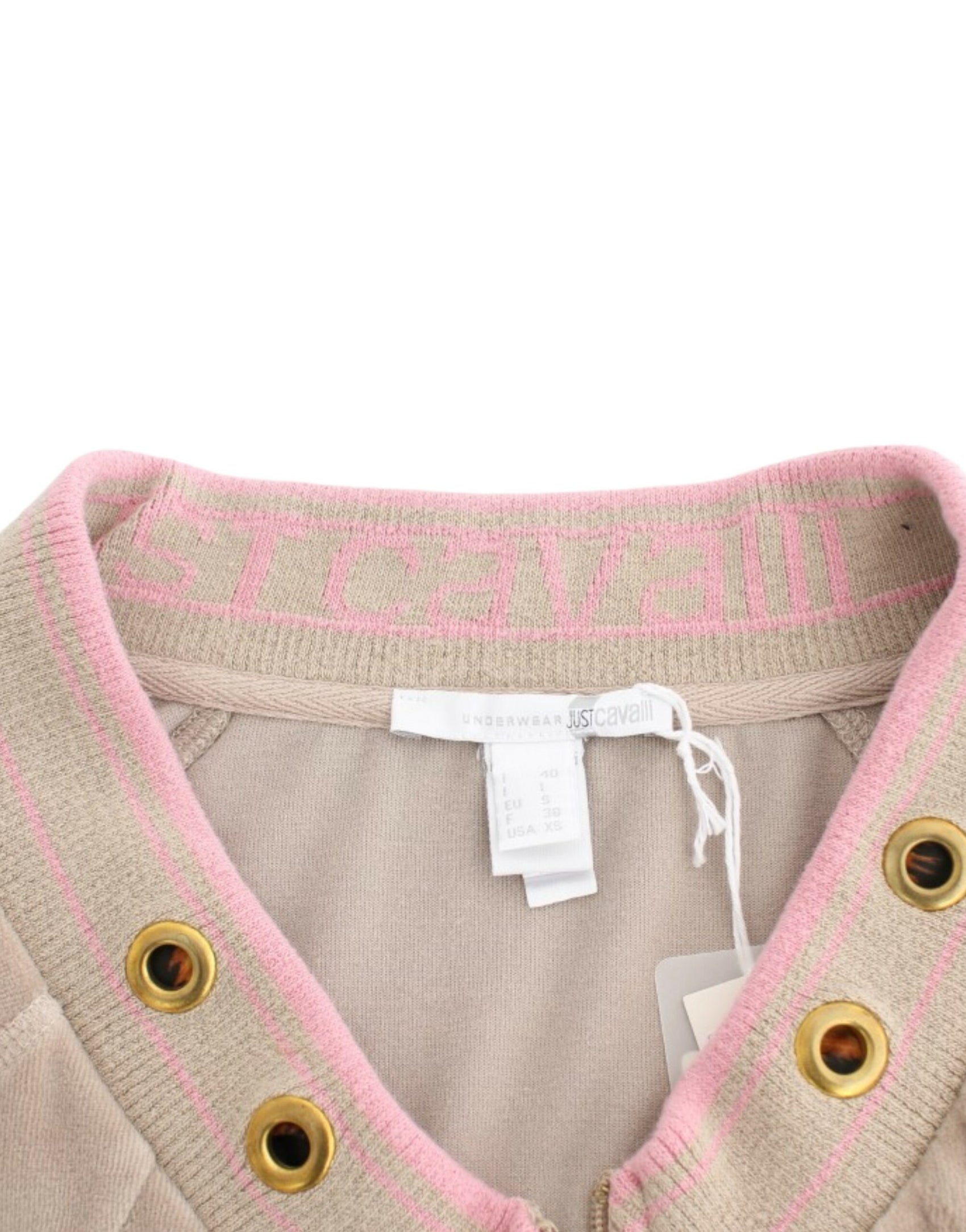 Beige Strickjacke mit Reißverschluss und goldfarbenen Akzenten