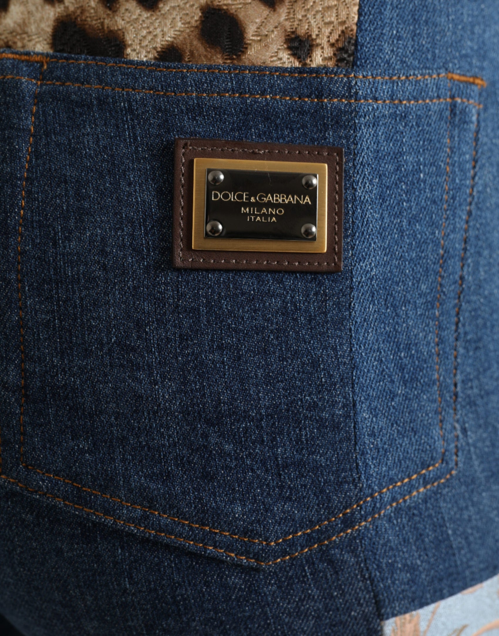 Leuchtende Patchwork-Skinny-Jeans