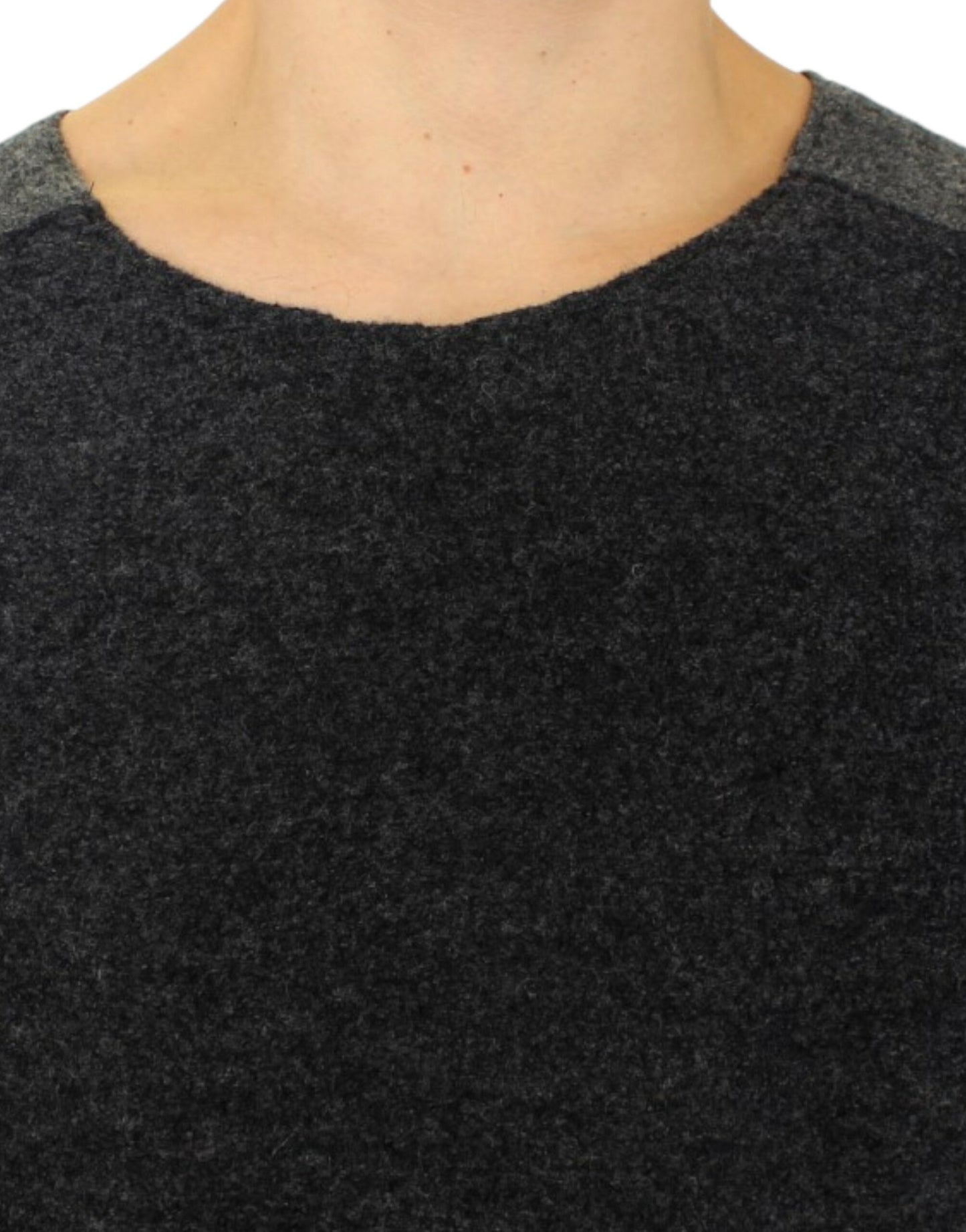 Schicker grauer Wollpullover mit Rundhalsausschnitt