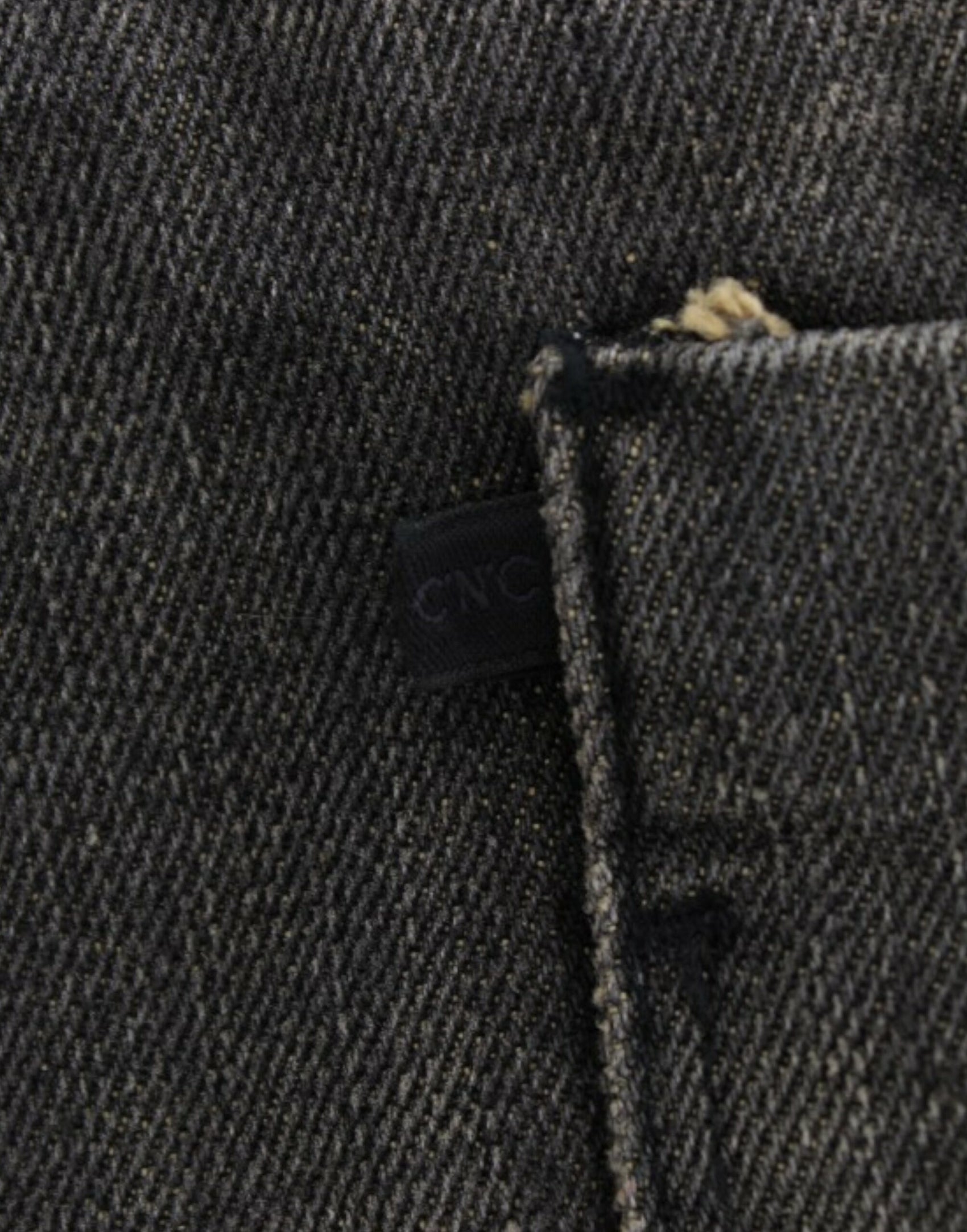 Elegante, graue Distressed-Jeans mit geradem Bein