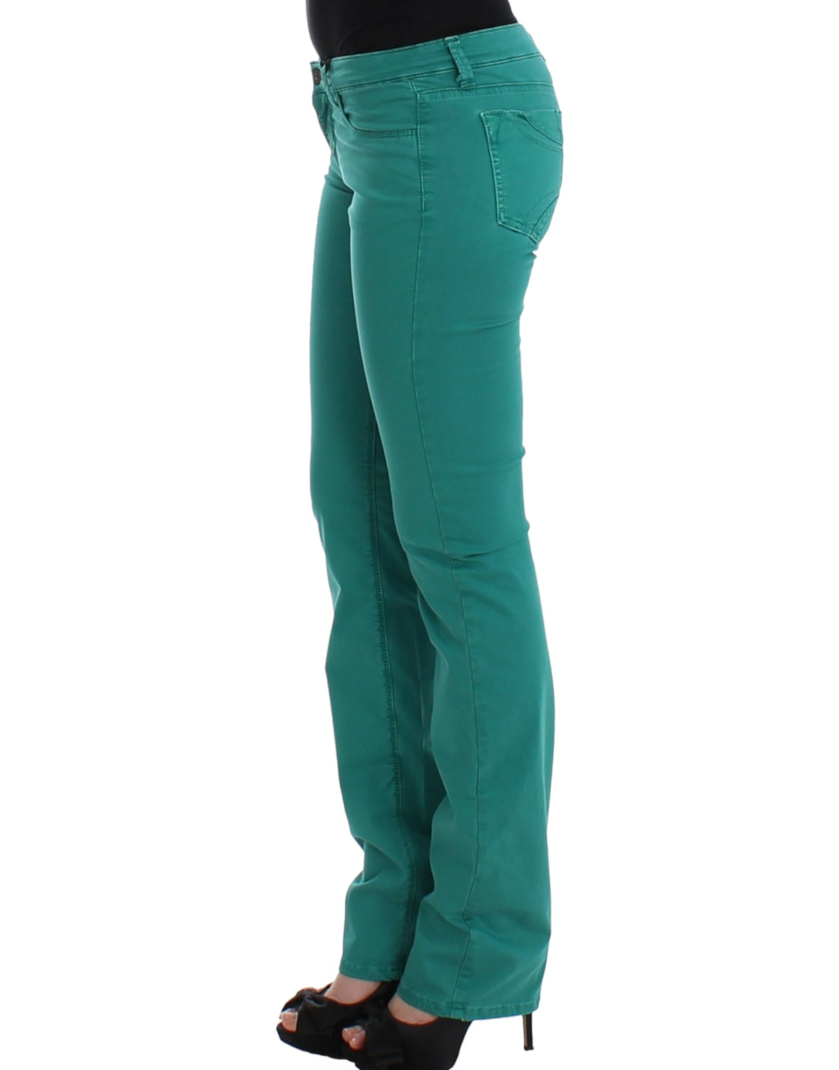 Jeans dritti verdi chic per uno stile sofisticato