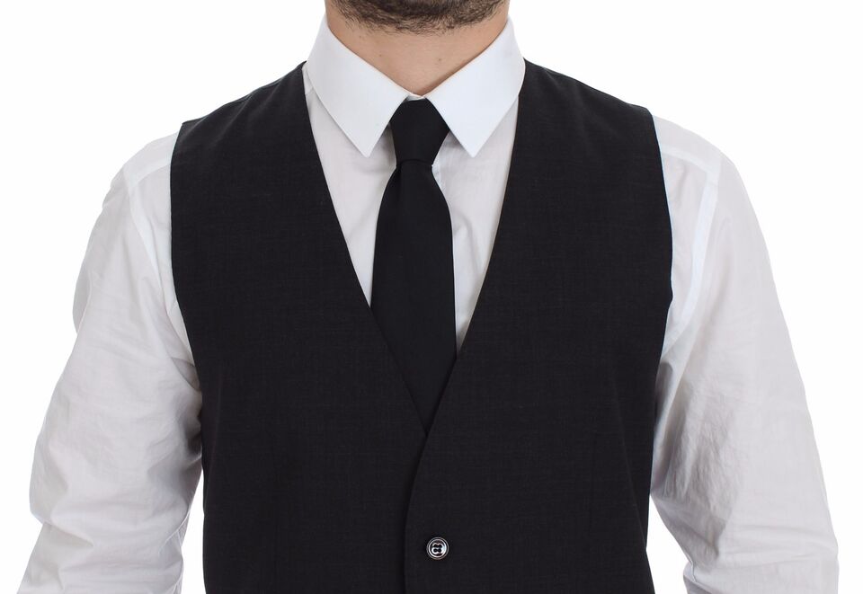 Gilet elegante in lana grigia