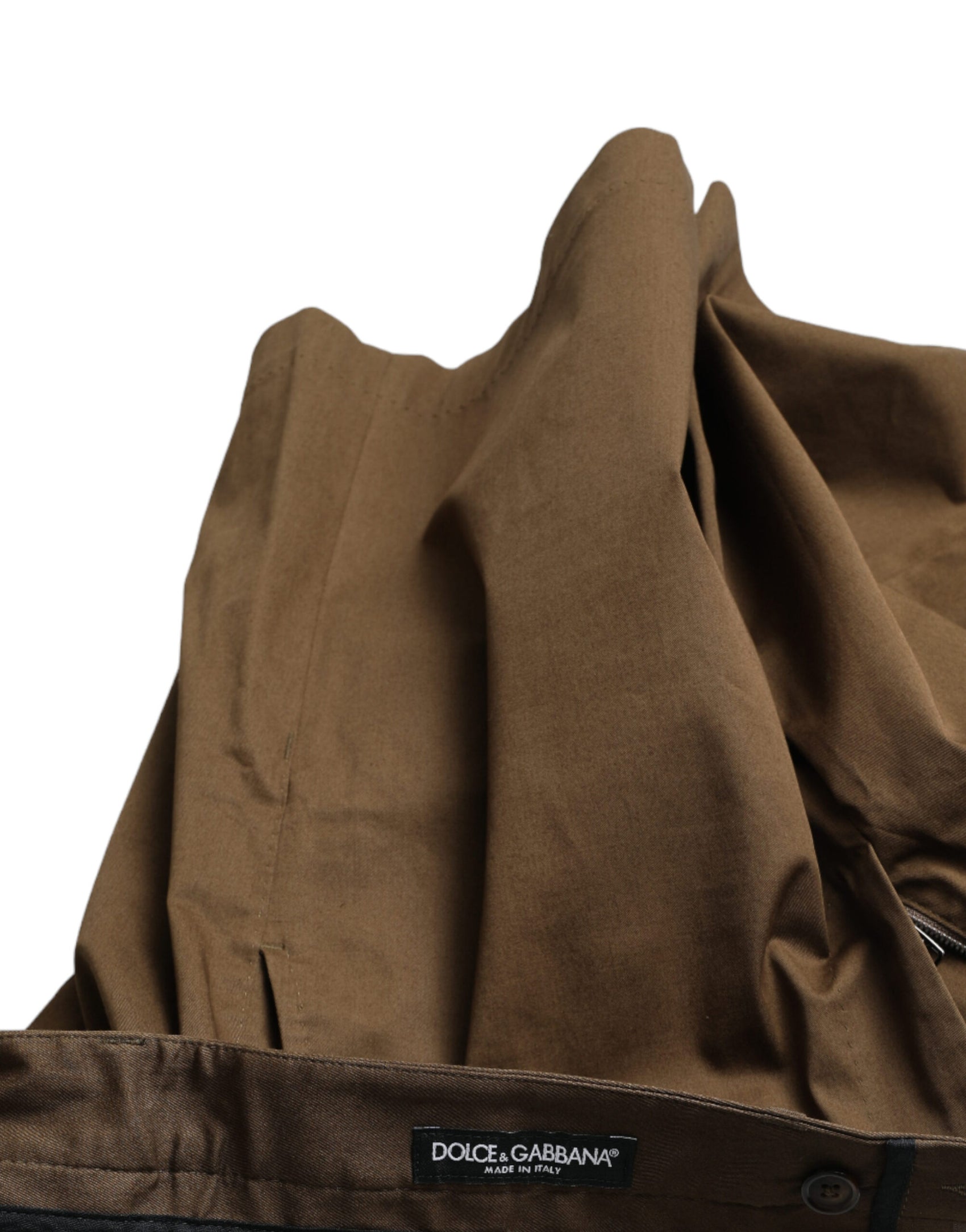 Bermuda corti marroni chic con dettaglio logo