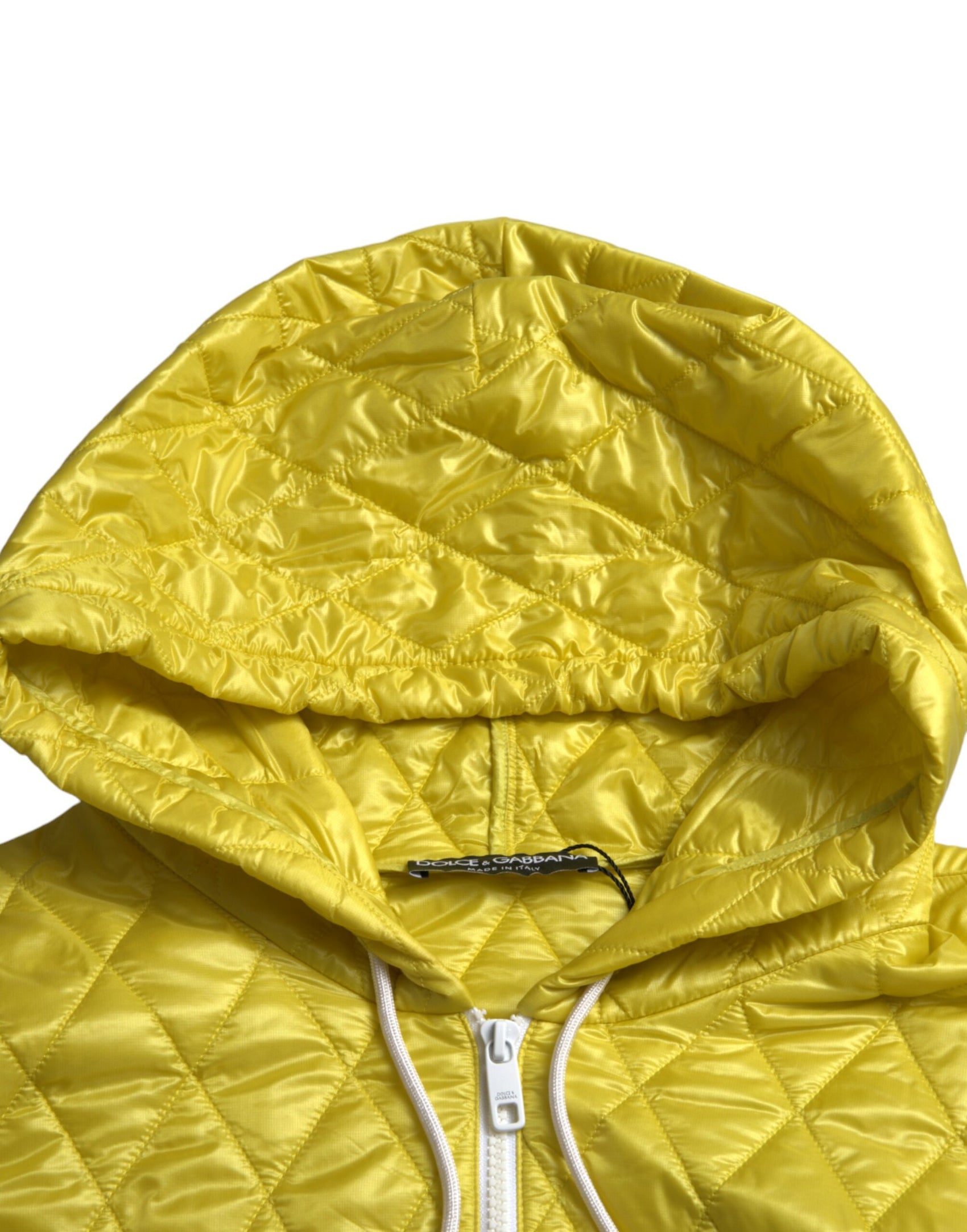 Giacca con cappuccio giallo radioso
