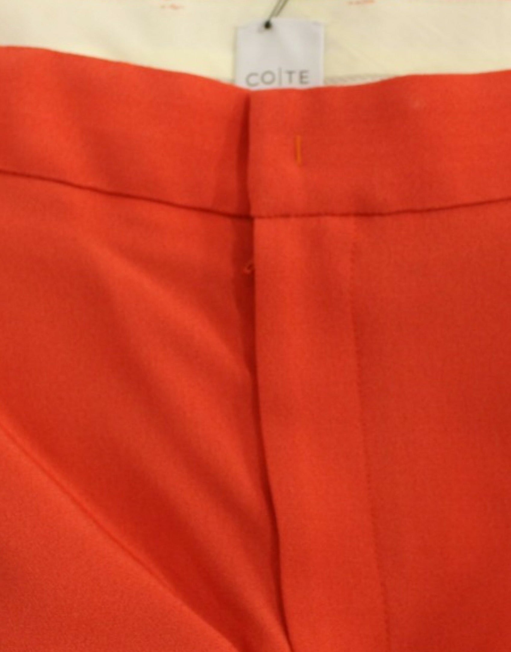 Schicke orange Boyfriendhose – italienische Handarbeit