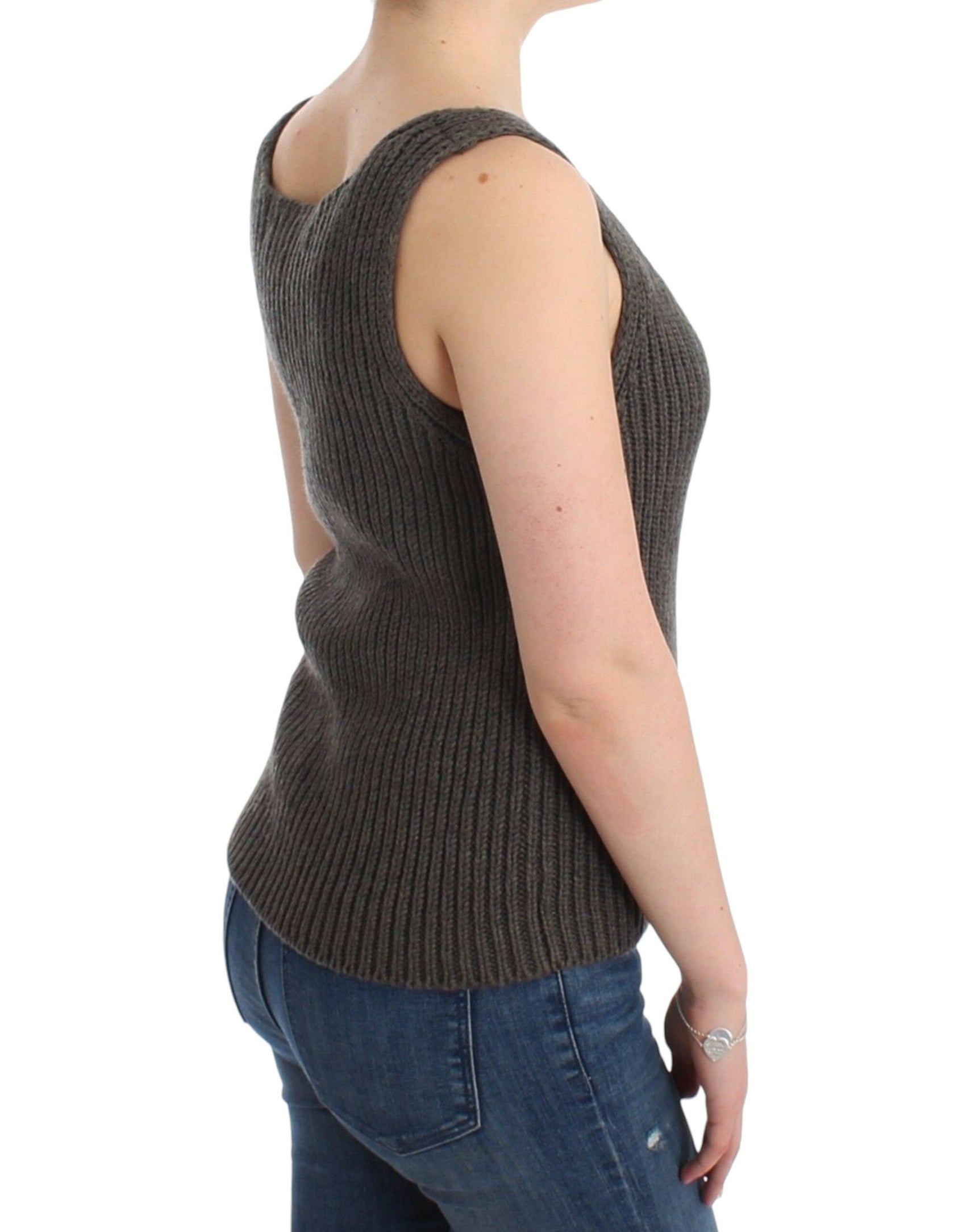 Schickes graues Stricktop mit Rundhalsausschnitt
