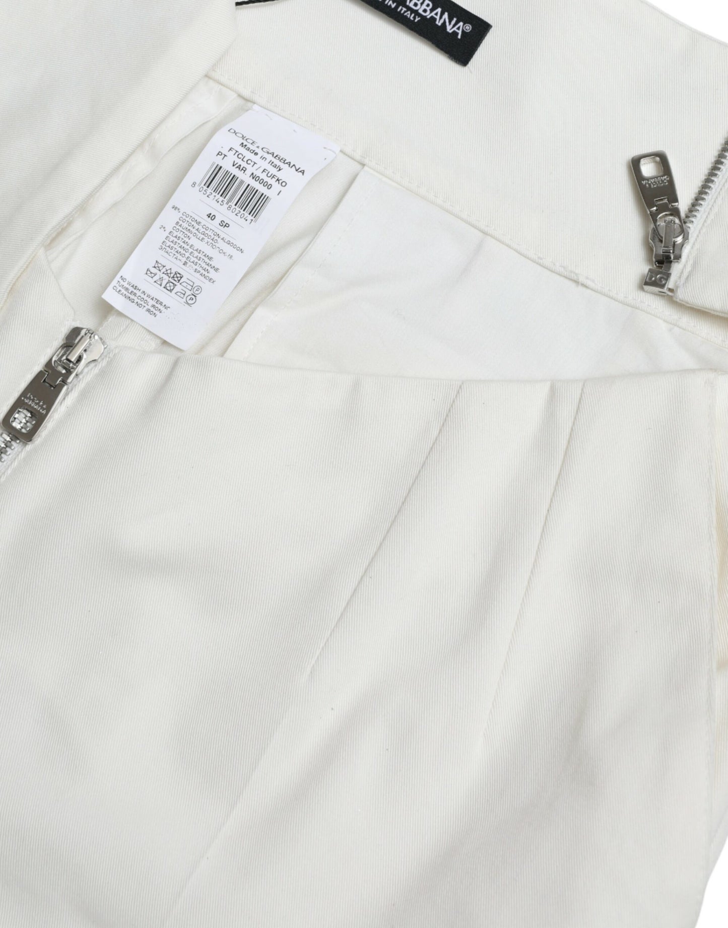 Pantaloni affusolati a vita alta chic