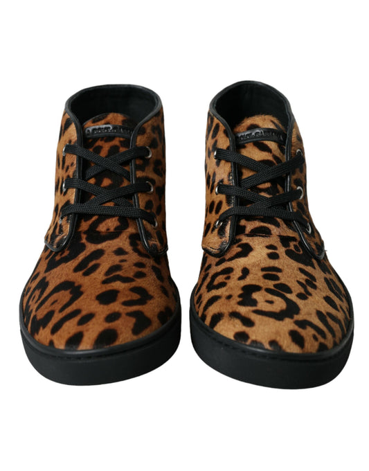 Elegante Mid-Top-Sneaker mit Leopardenmuster