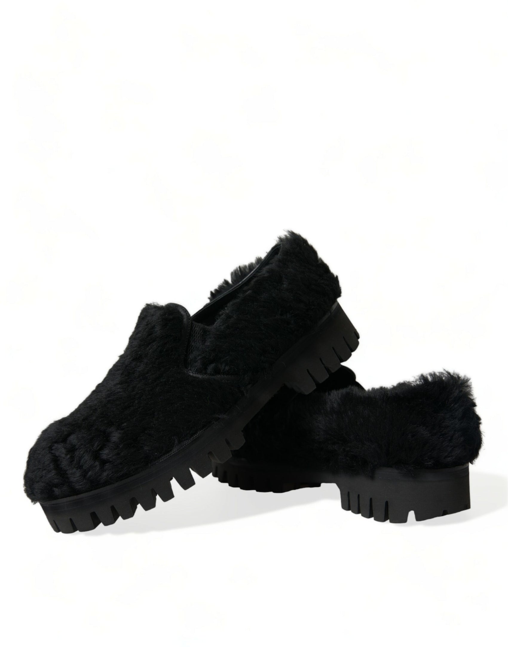 Eleganti mocassini slip-on in pelliccia nera per uomo