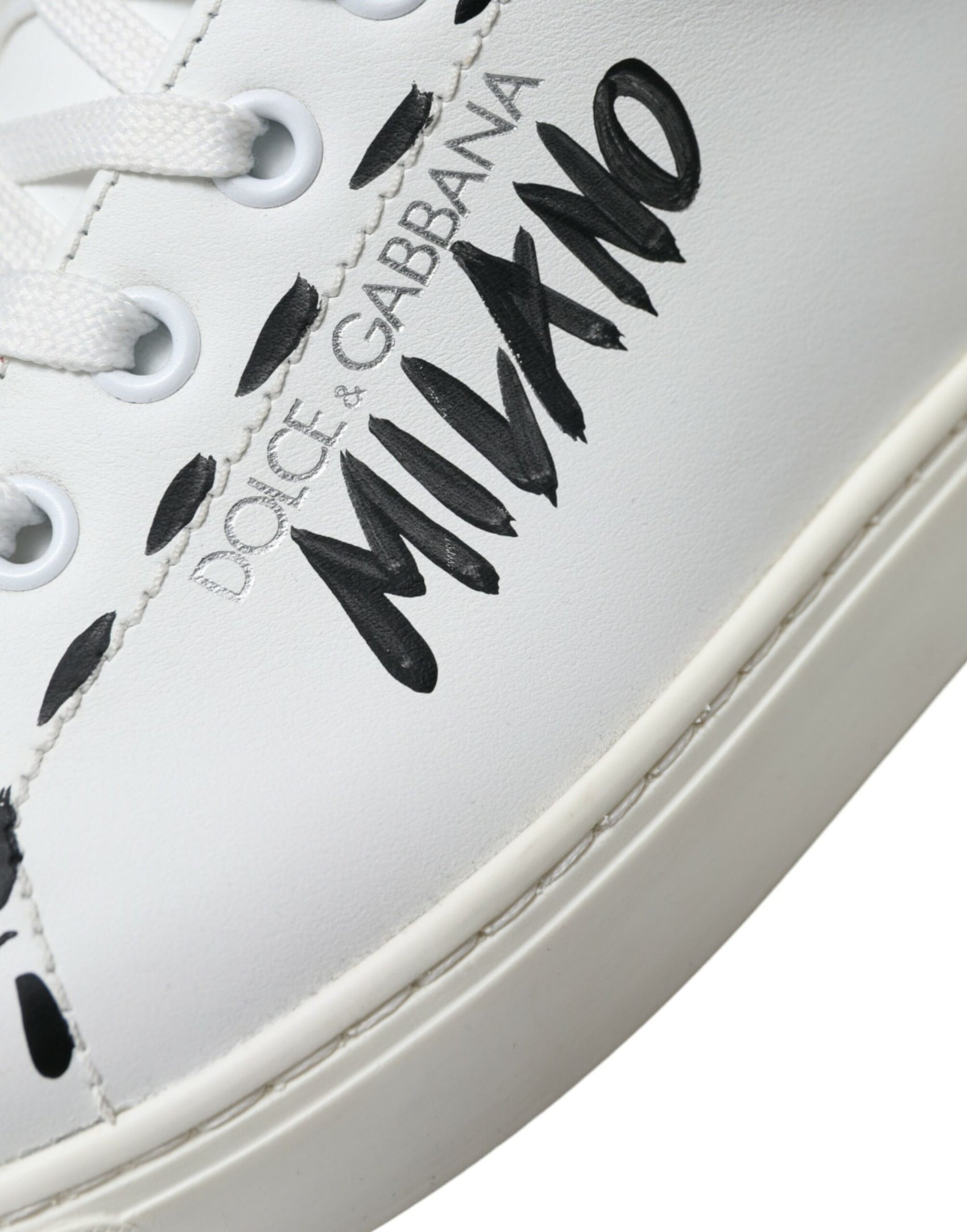 Sneakers basse in pelle bianca elegante