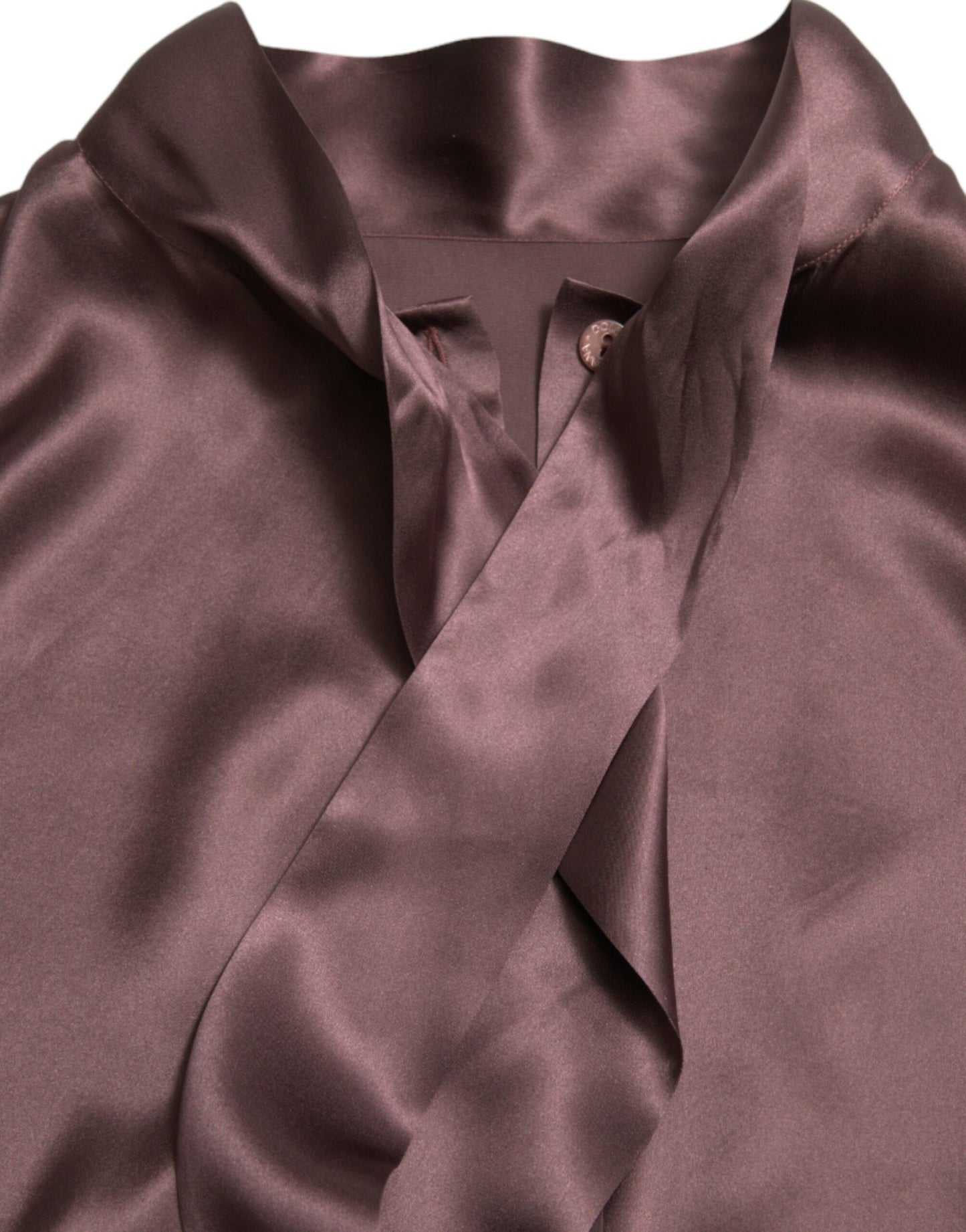 Elegante camicetta in seta con colletto ascot