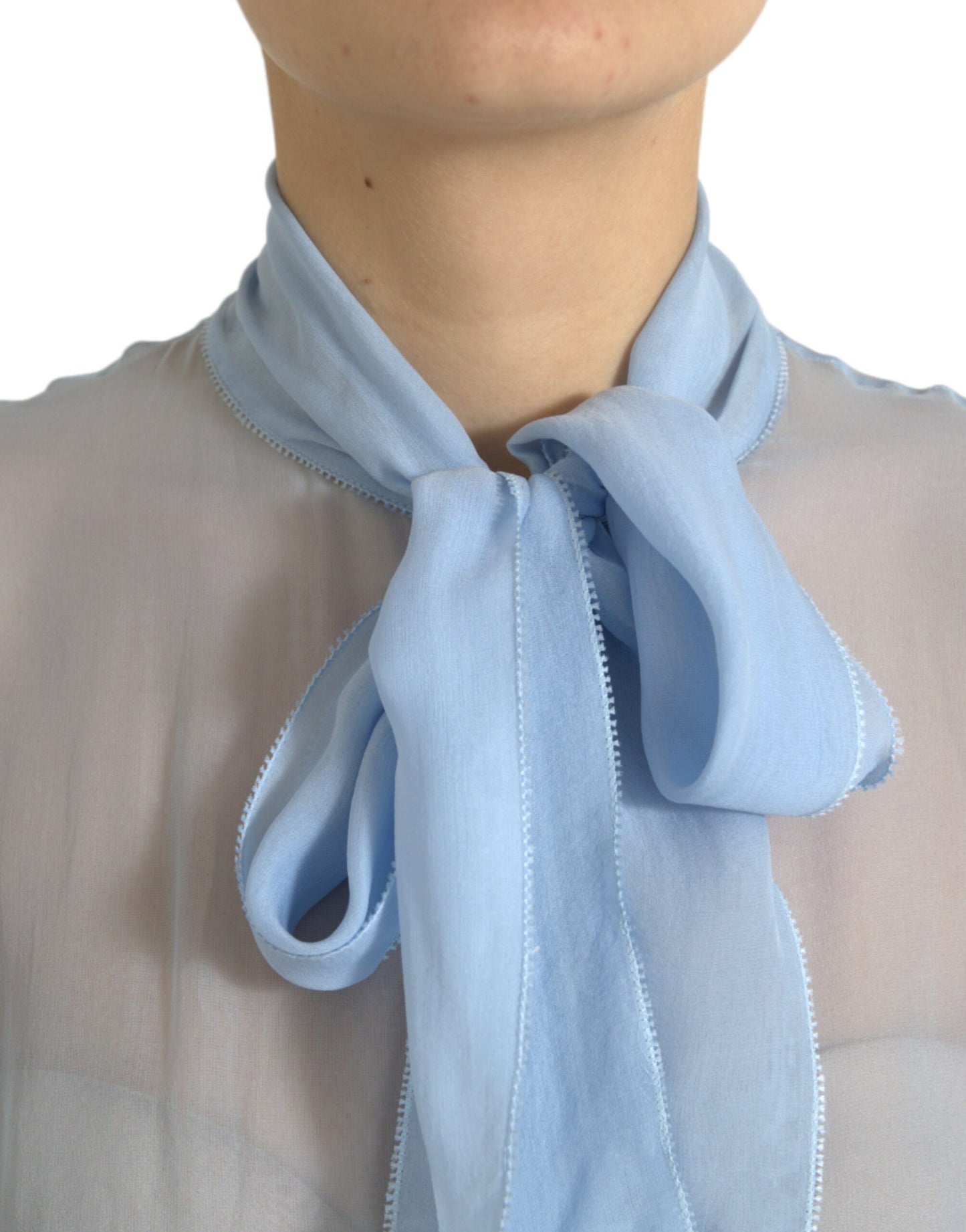 Elegante camicetta in seta a maniche lunghe