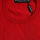 Strahlend roter Wollpullover