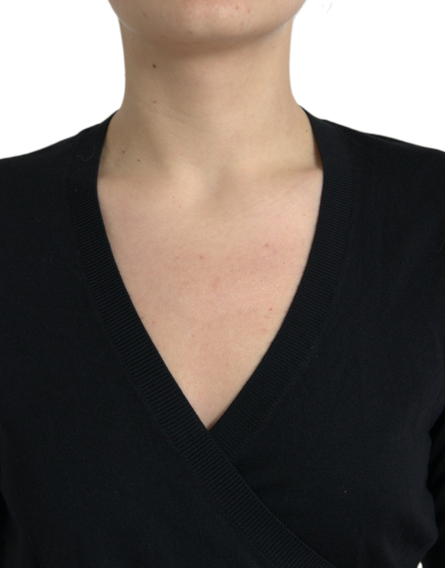 Elegante maglione cardigan in lana vergine nera
