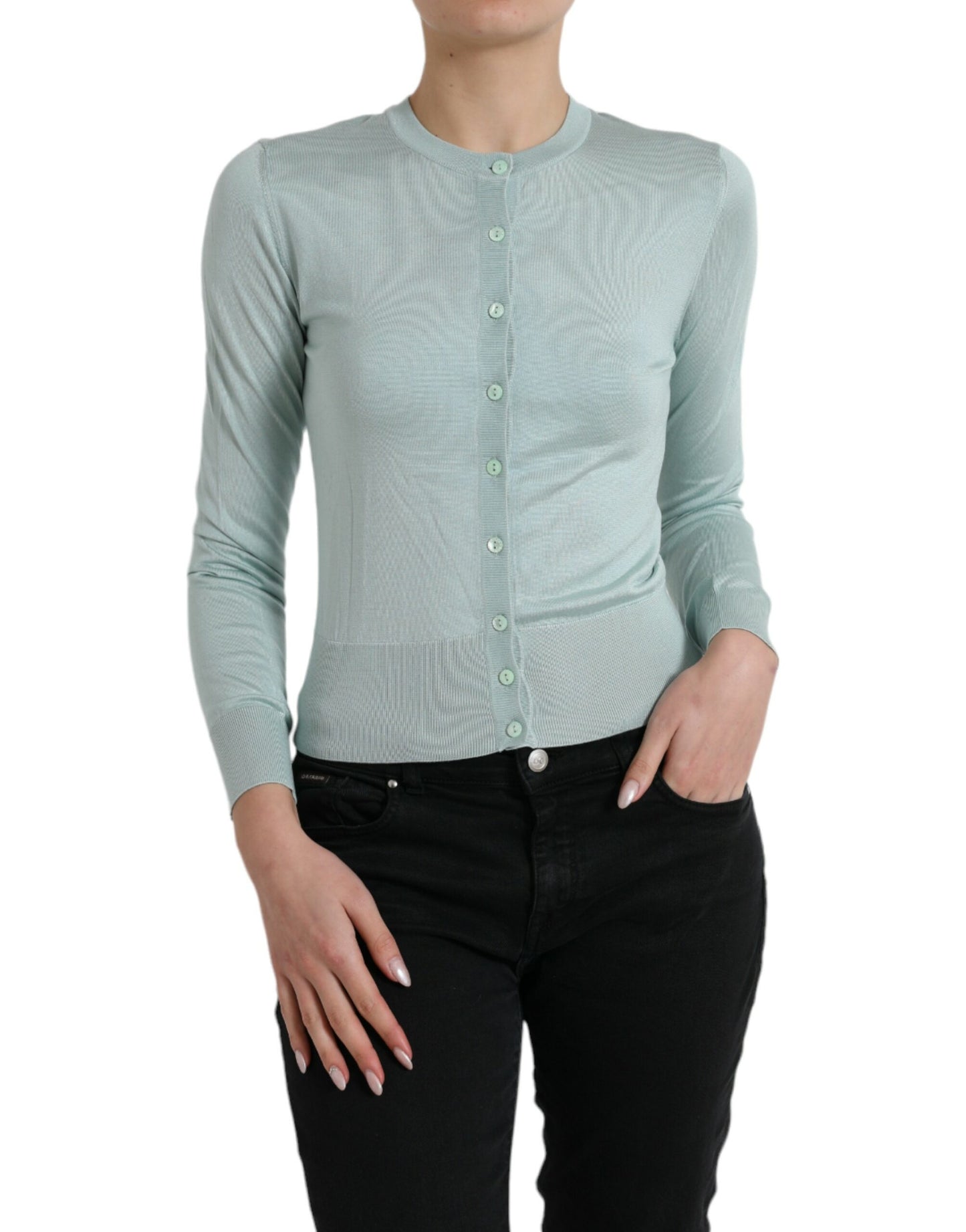 Elegante cardigan in seta azzurro chiaro