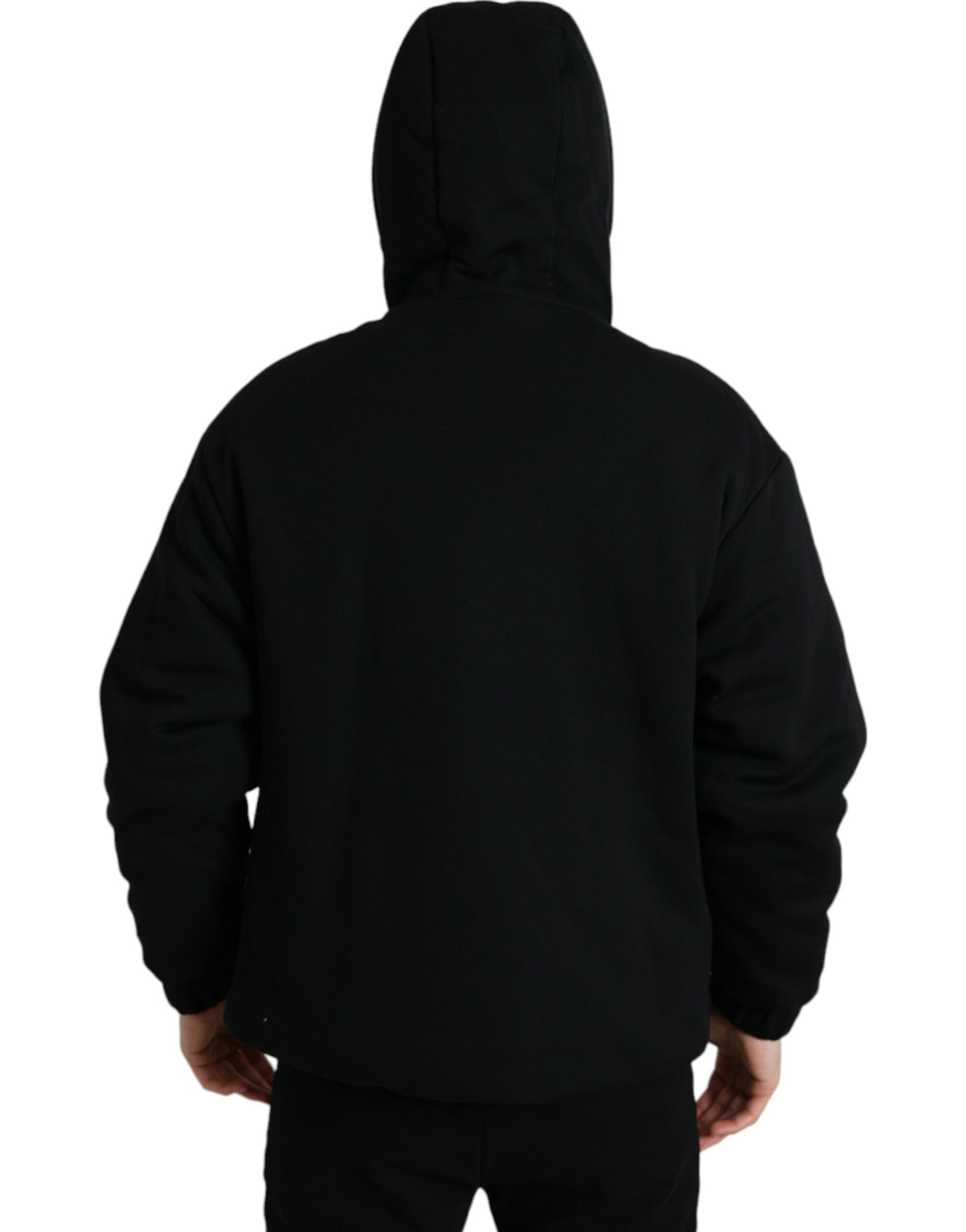 Elegante bomber nero con cappuccio