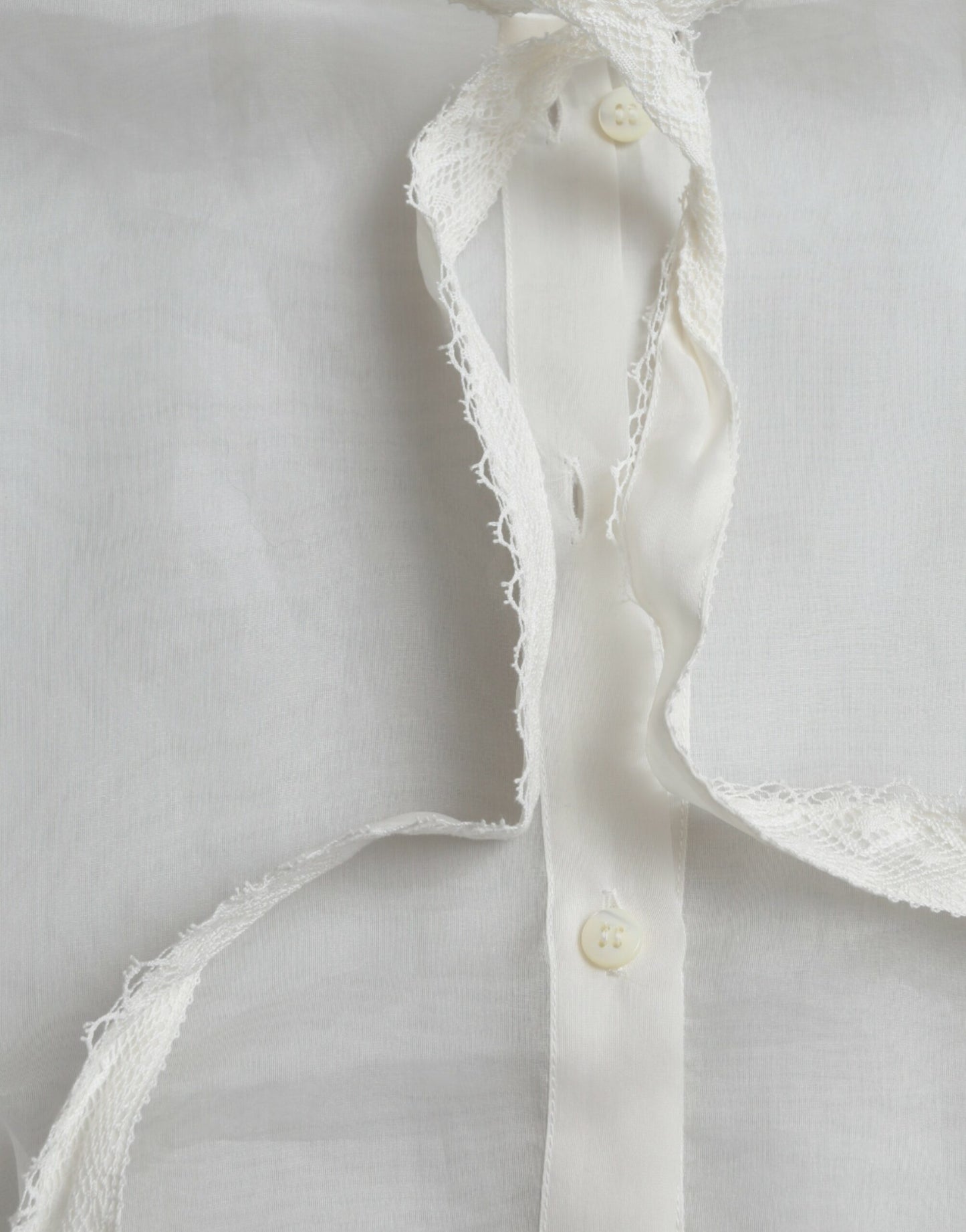 Elegante camicetta a maniche lunghe in misto seta