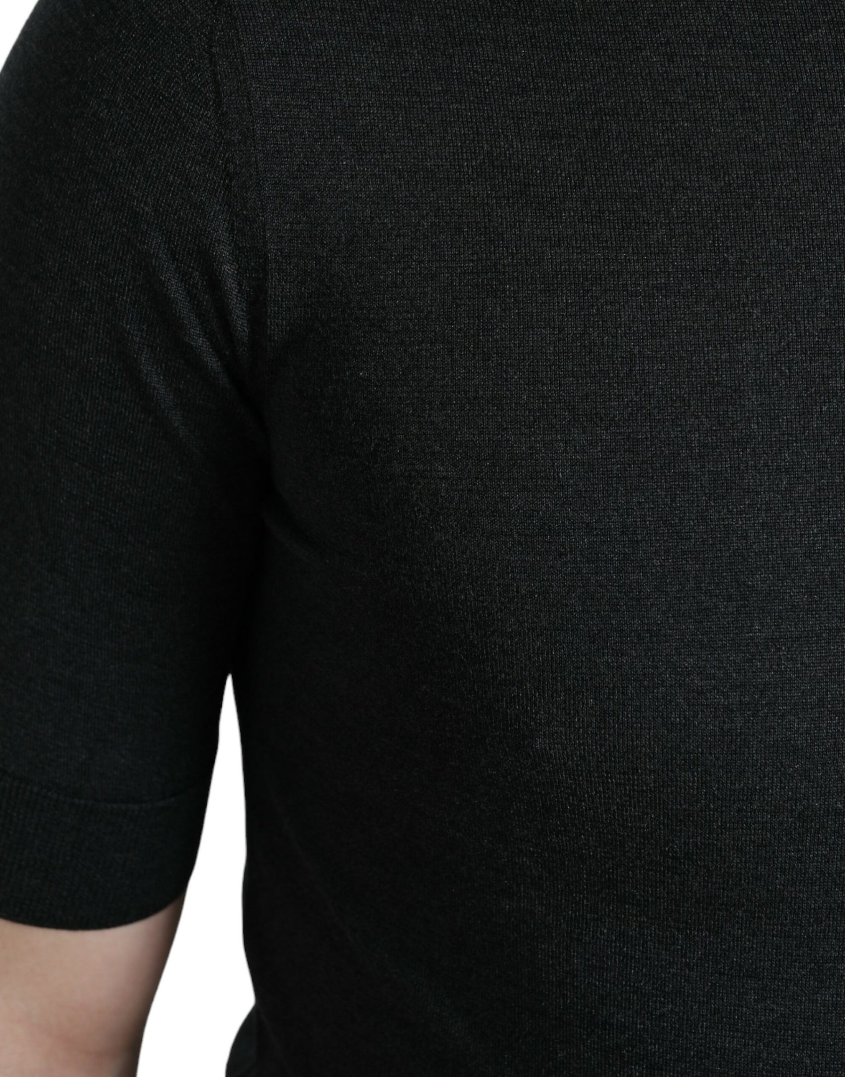 Elegantes Seiden-T-Shirt mit Rundhalsausschnitt in Dunkelgrau