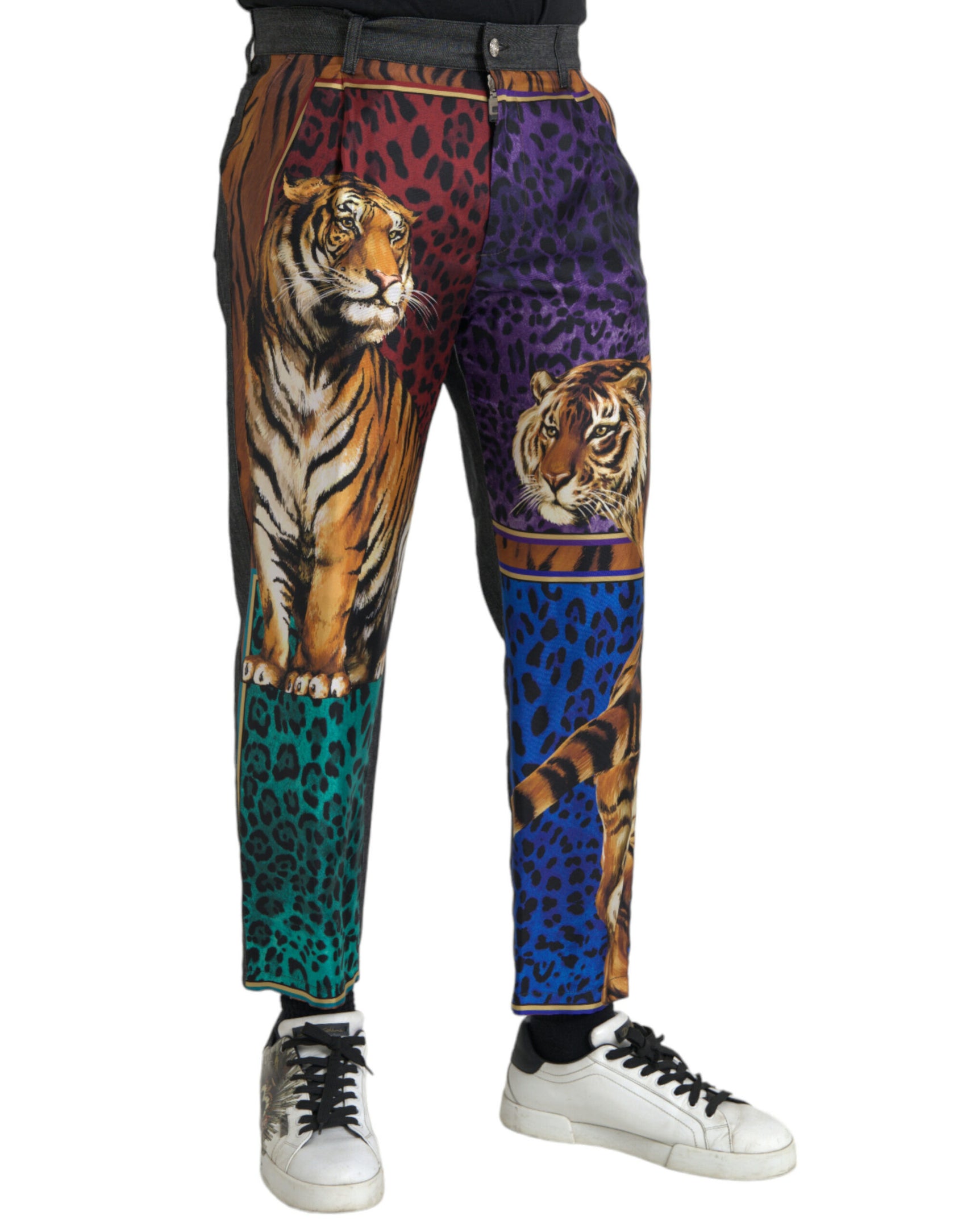 Mehrfarbige, lockere Karottenhose aus Baumwolle mit Tiger- und Leopardenmuster