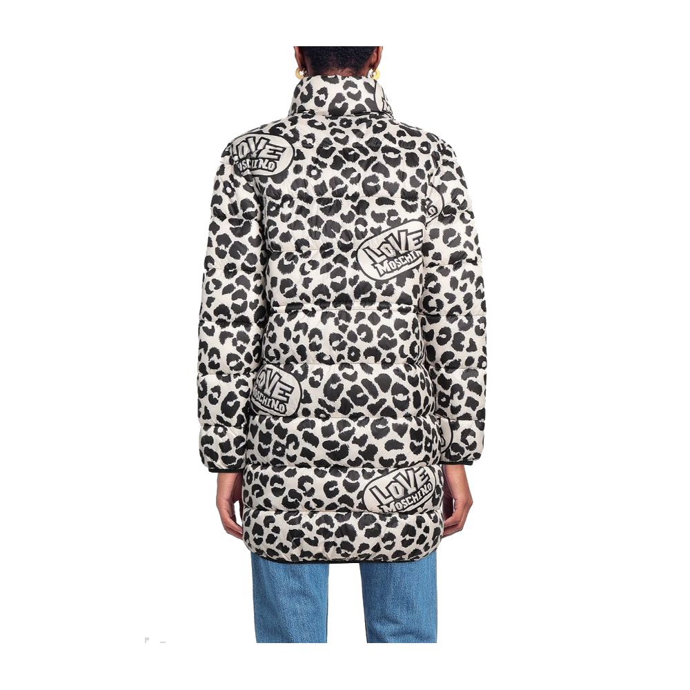 Giacca in piumino con stampa leopardata chic