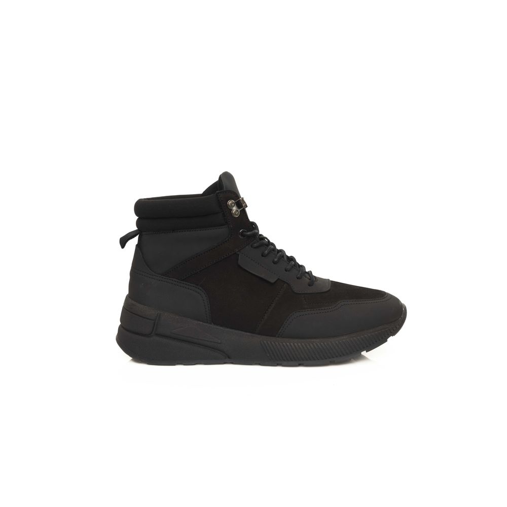 Sneaker da uomo in pelle nera