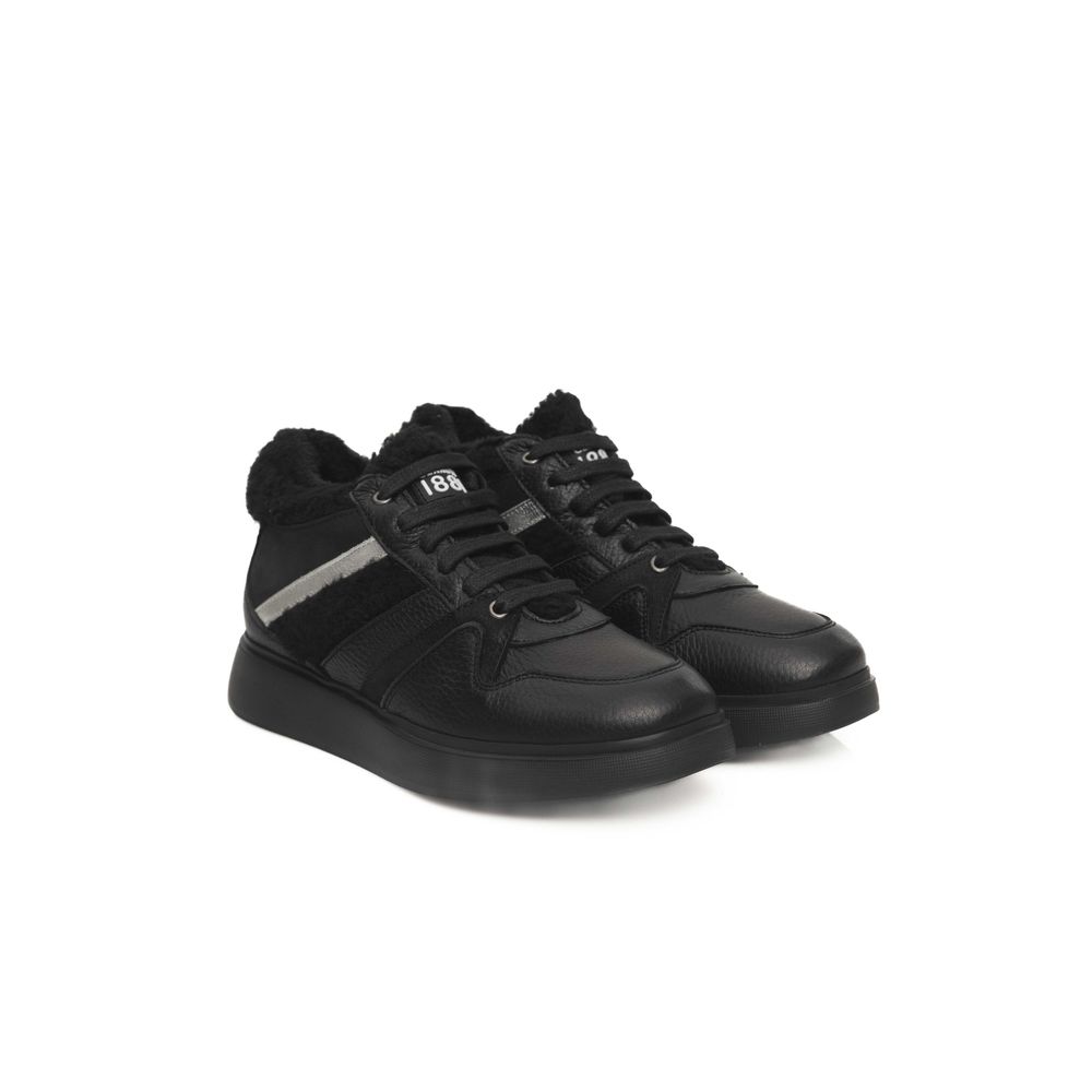 Sneaker da donna in pelle nera