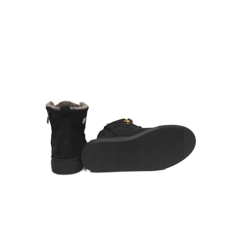 Sneaker da donna in pelle nera