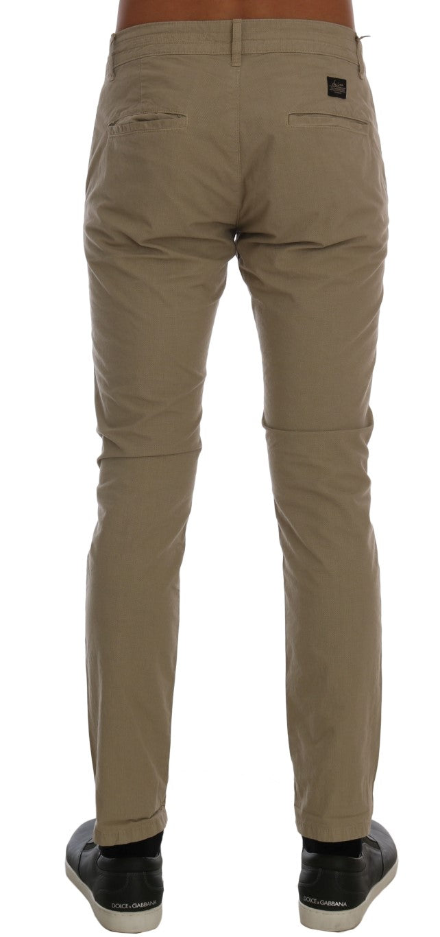 Pantaloni chino beige slim fit per uno stile sofisticato