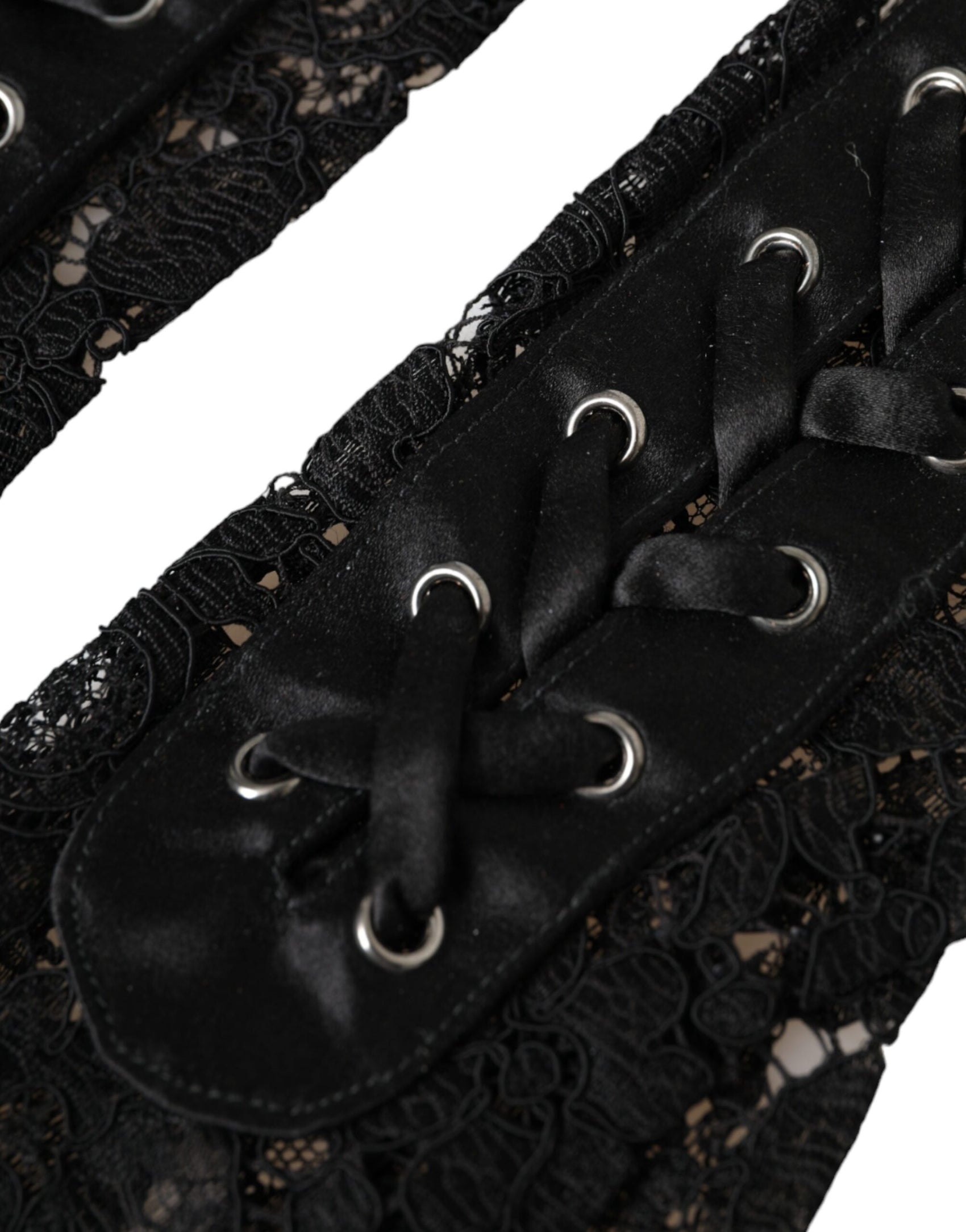 Schwarze, ellenbogenlange Handschuhe aus Taormina-Spitze