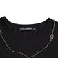 Schwarzes Kurzarm-T-Shirt aus Baumwolle mit silberner Kette