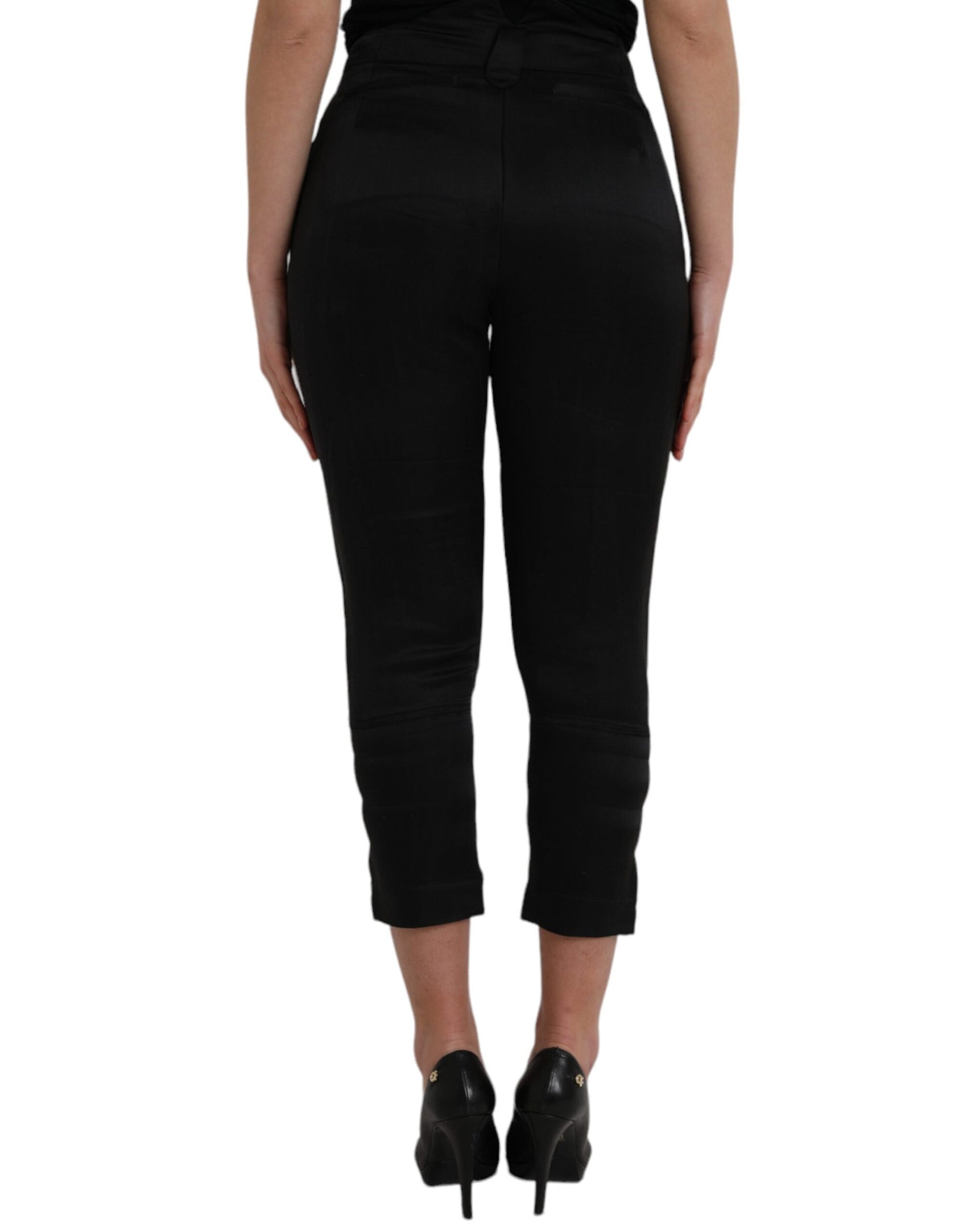 Schwarze Caprihose mit hoher Taille