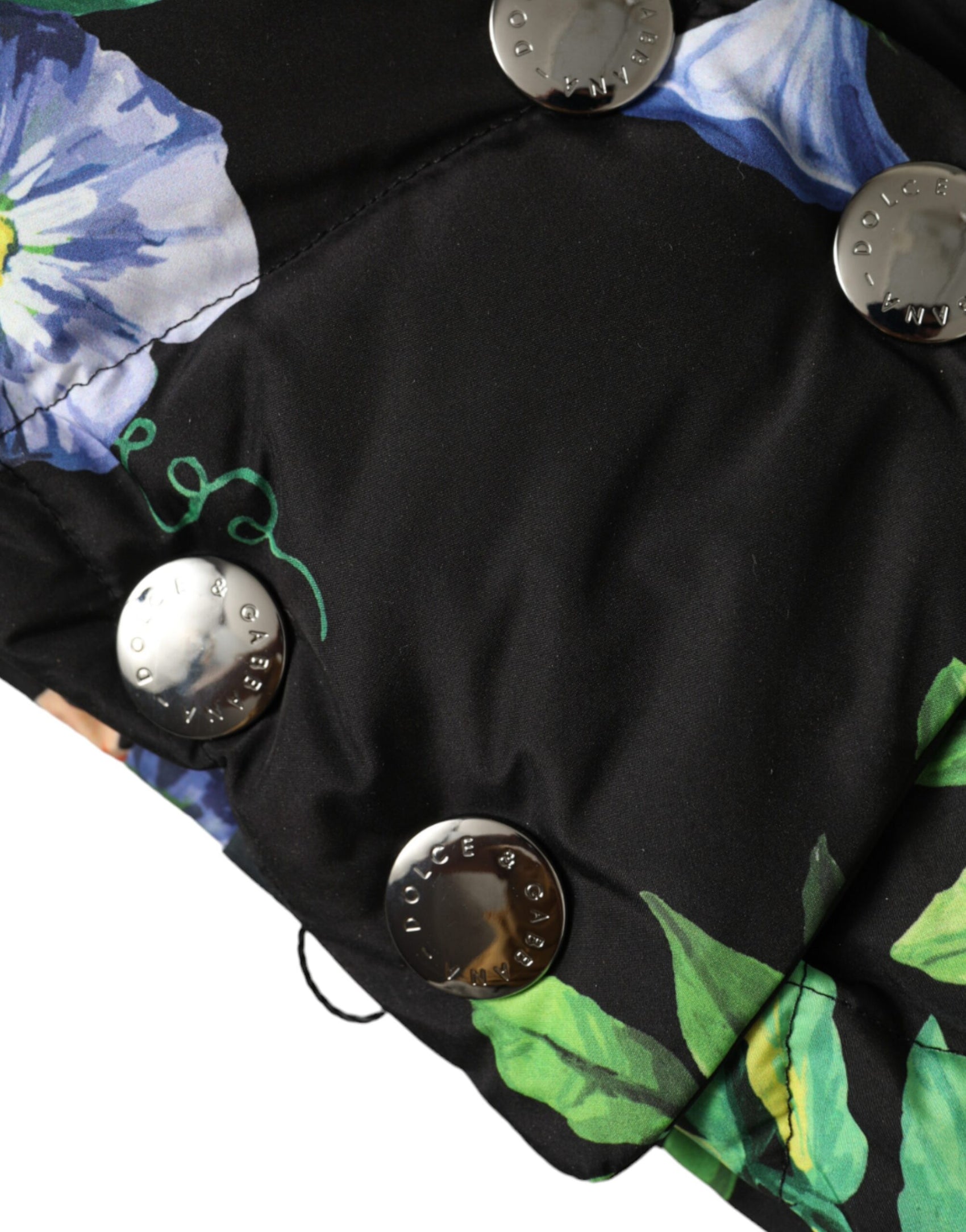 Schwarze Wickelmütze mit Blumenmuster