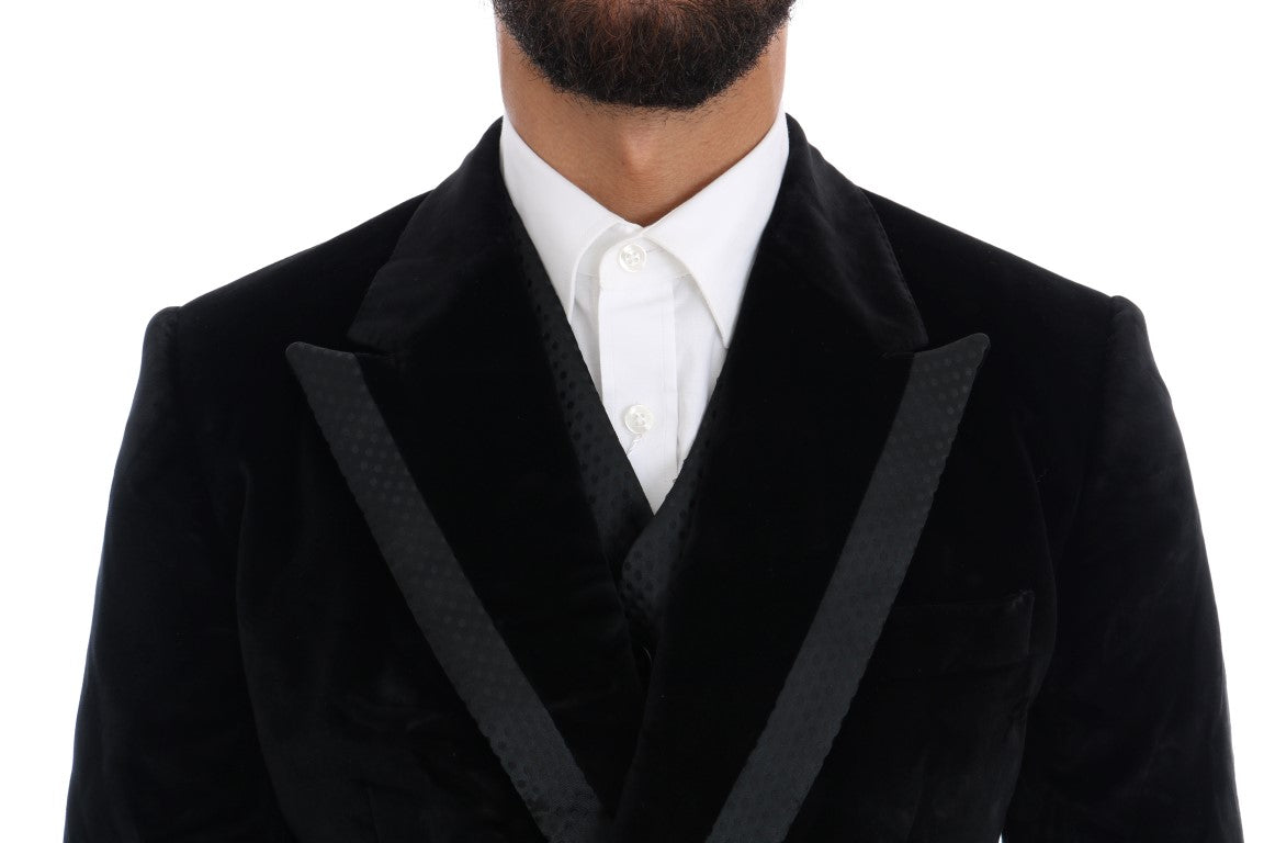 Elegante abito nero slim fit a tre pezzi