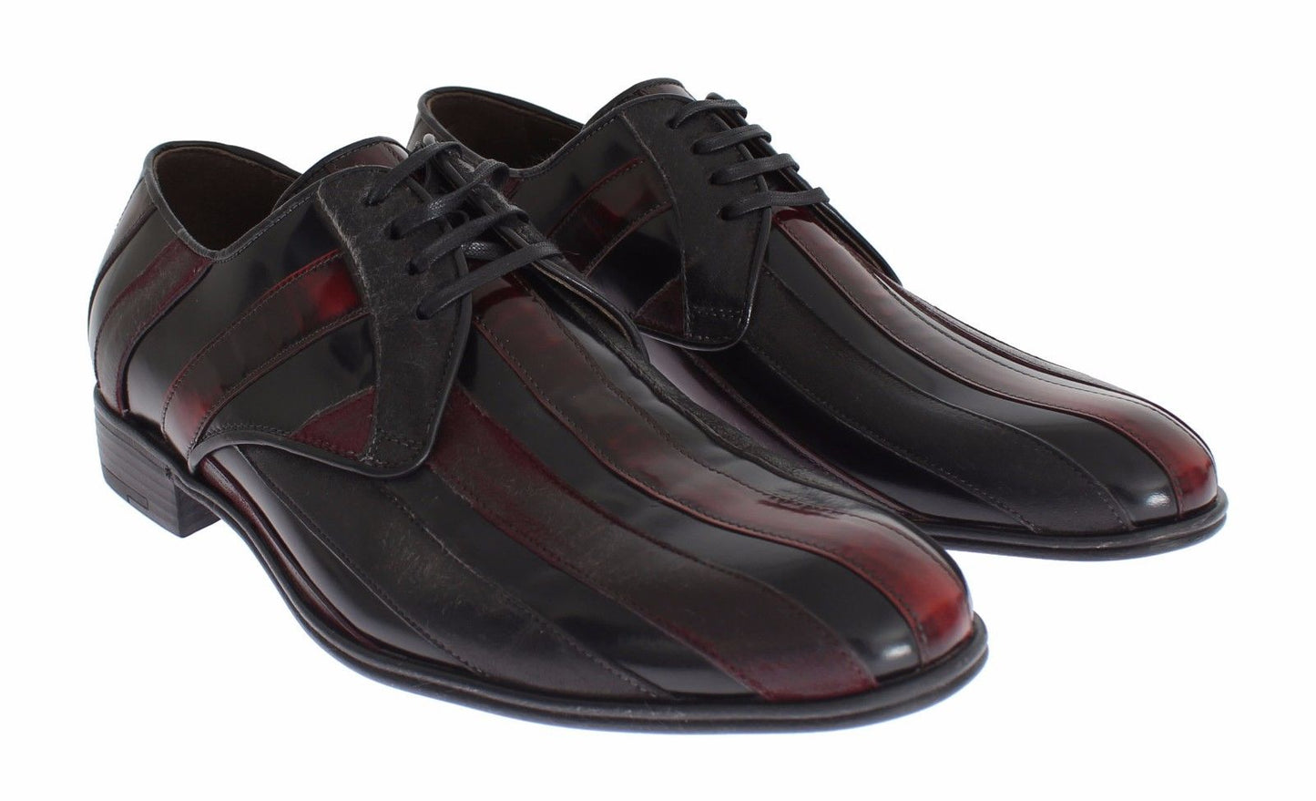 Eleganti scarpe eleganti in pelle a righe nere bordeaux