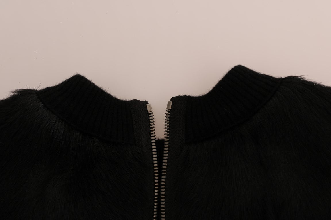 Schwarzer Pullover aus geblümtem Brokat