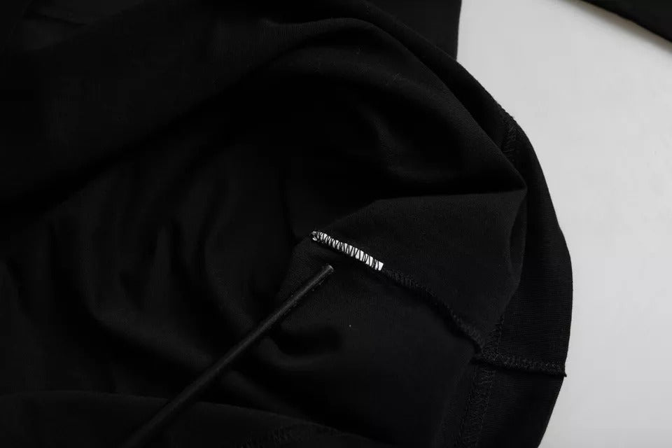 Schwarzes Baumwoll-T-Shirt mit Rundhalsausschnitt und Logoprägung