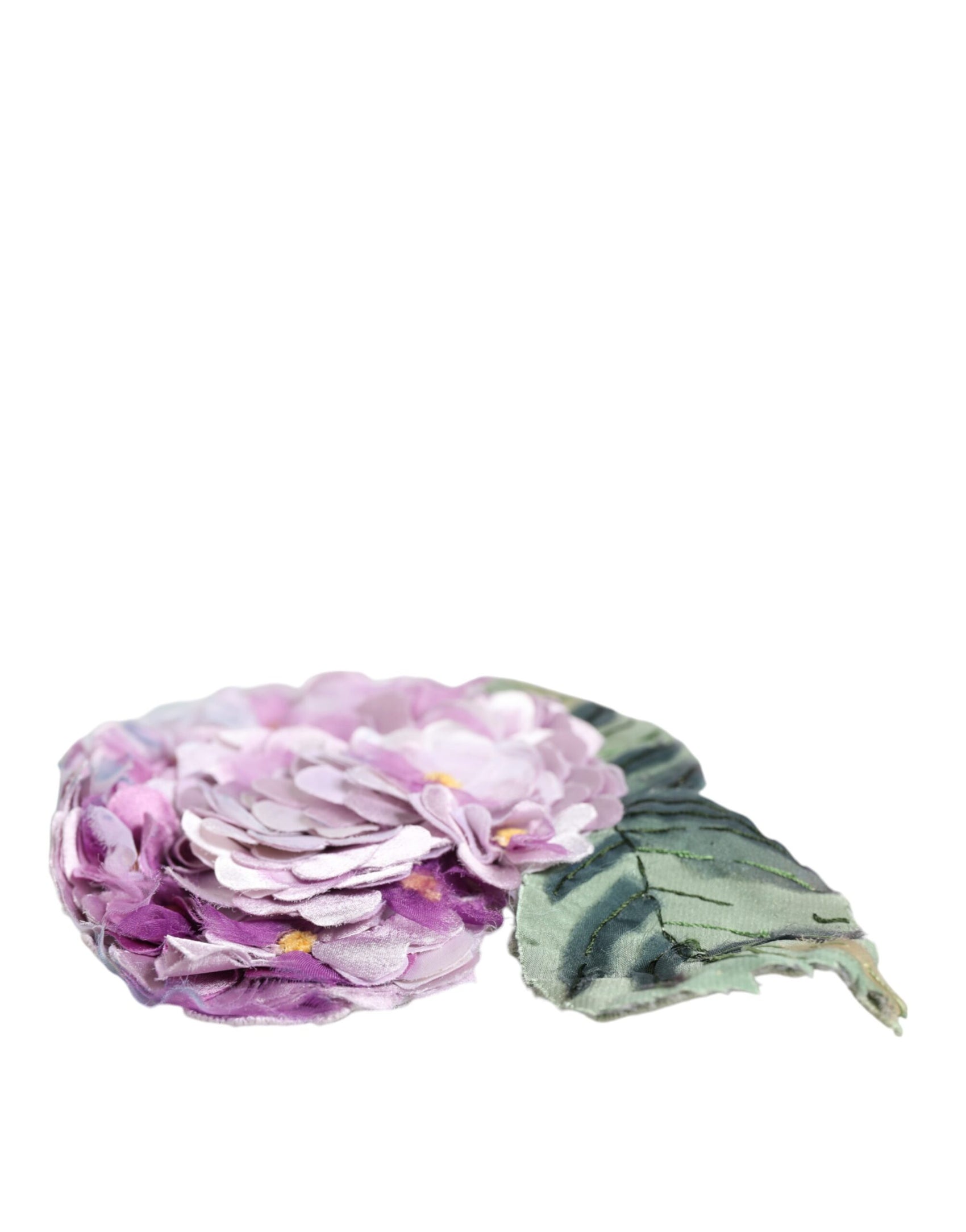 Spilla in ottone dorato con ortensia multicolore
