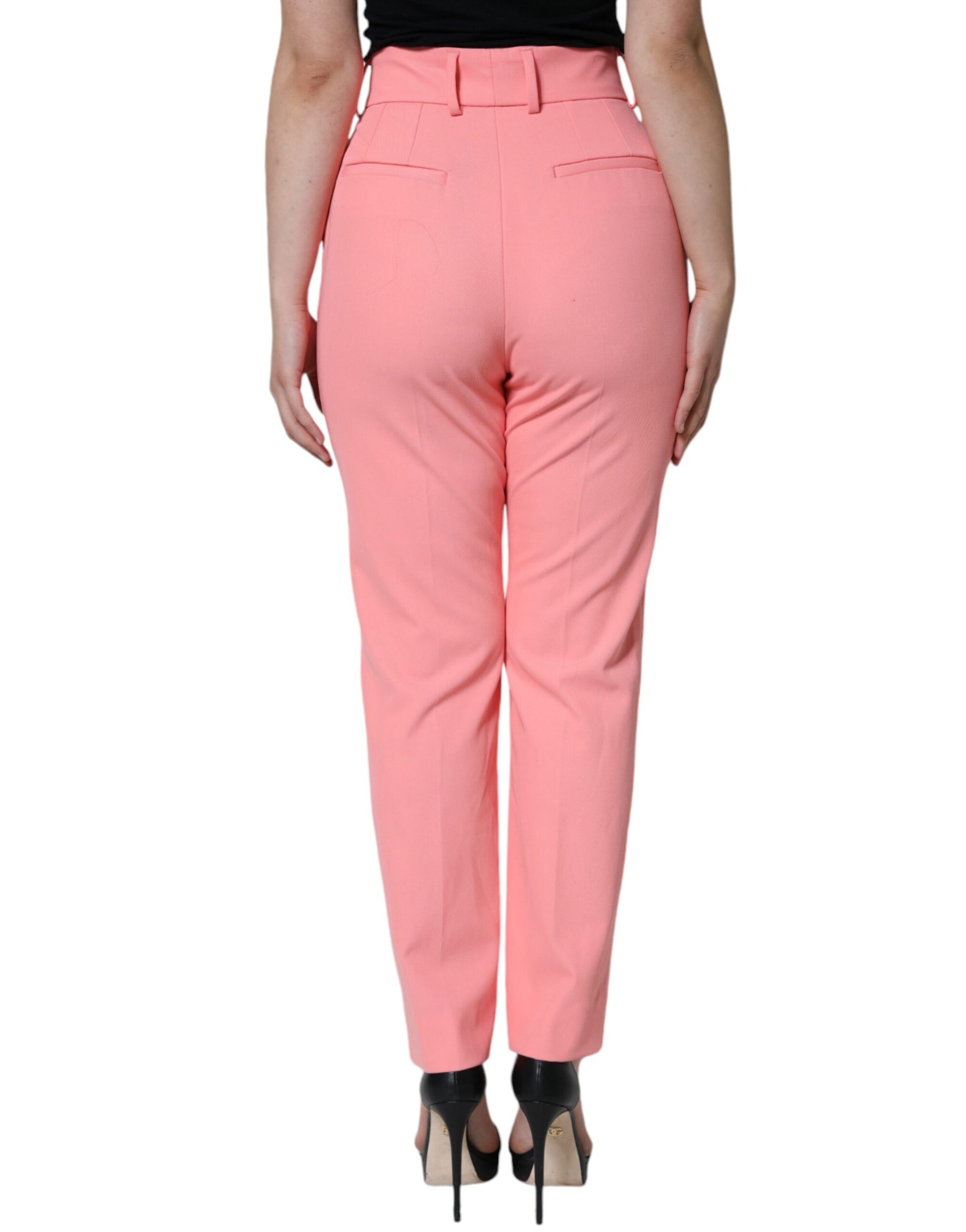Rosafarbene, hoch taillierte Karottenhose aus Polyester