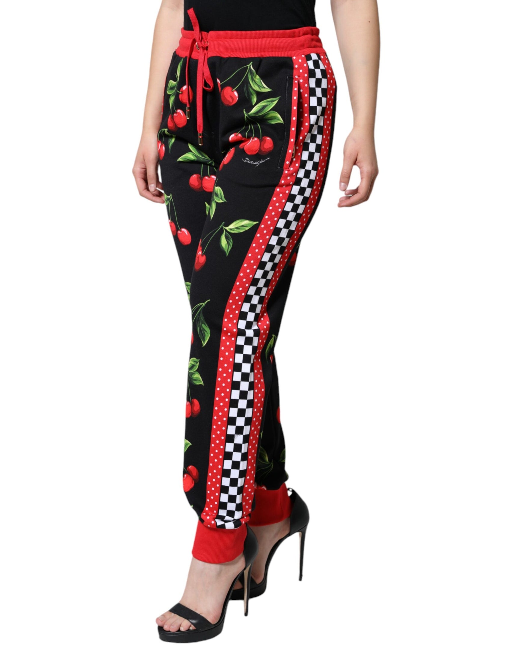 Schwarze Jogginghose mit mittlerer Taille von Red Cherry