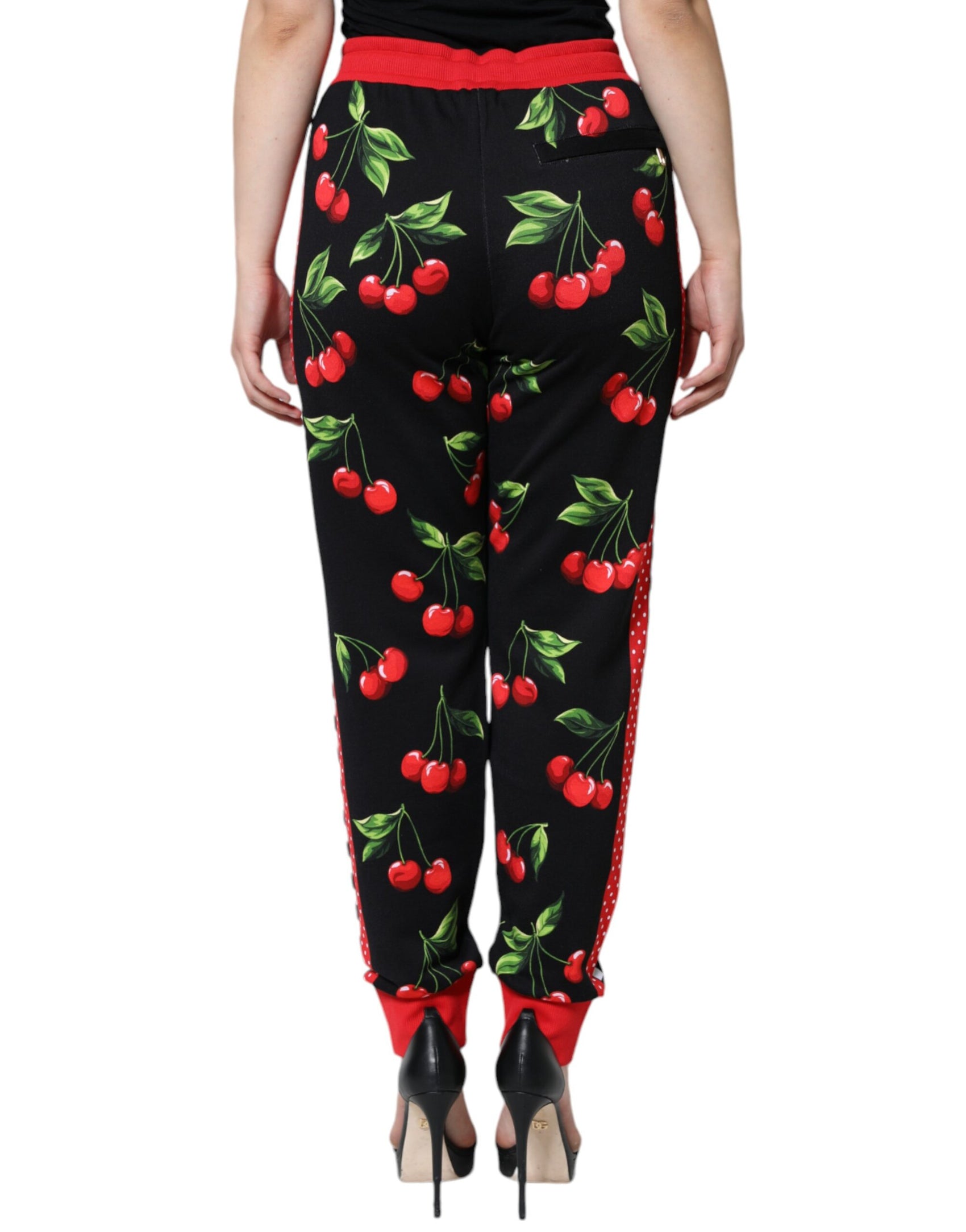 Schwarze Jogginghose mit mittlerer Taille von Red Cherry