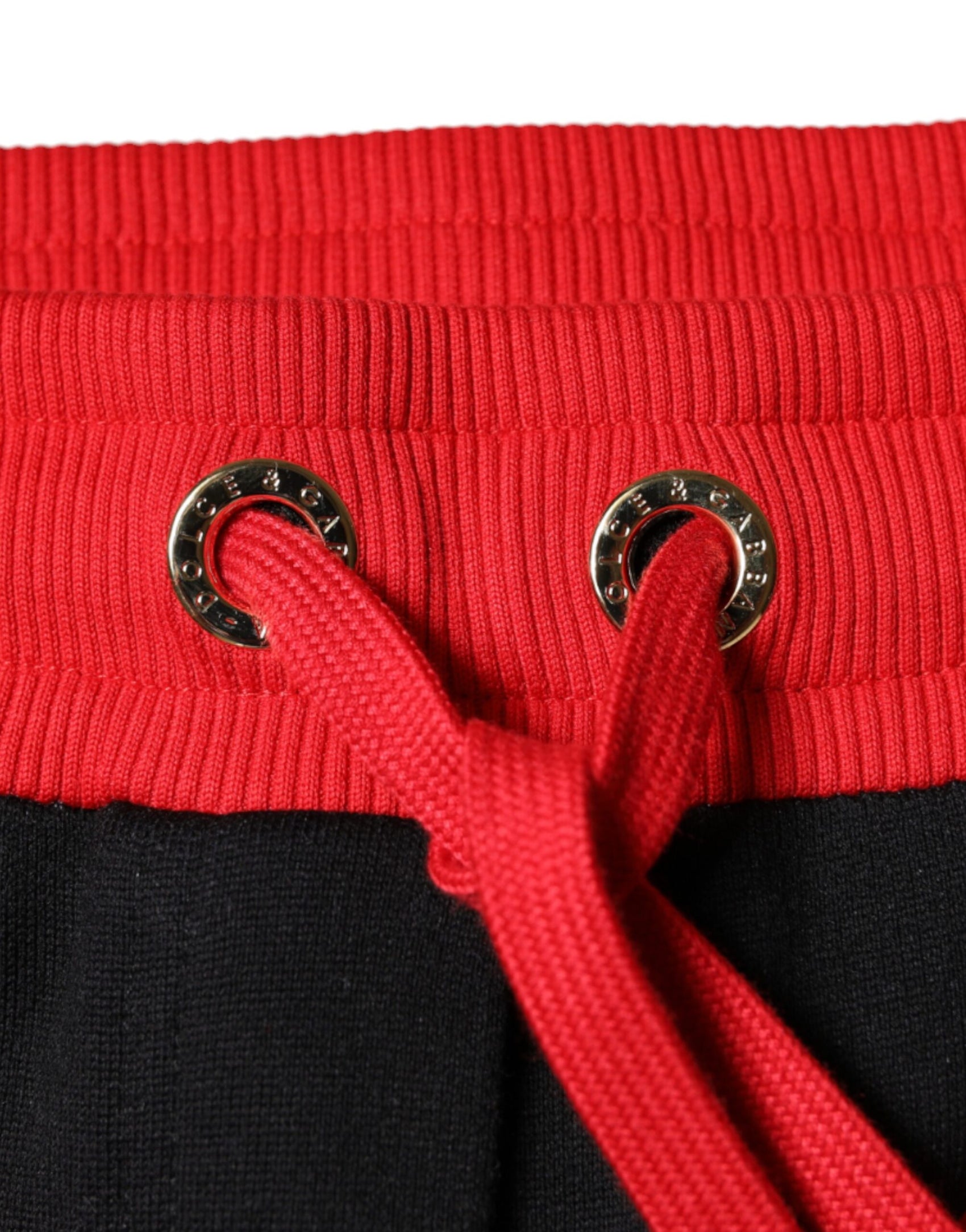 Schwarze Jogginghose mit mittlerer Taille von Red Cherry