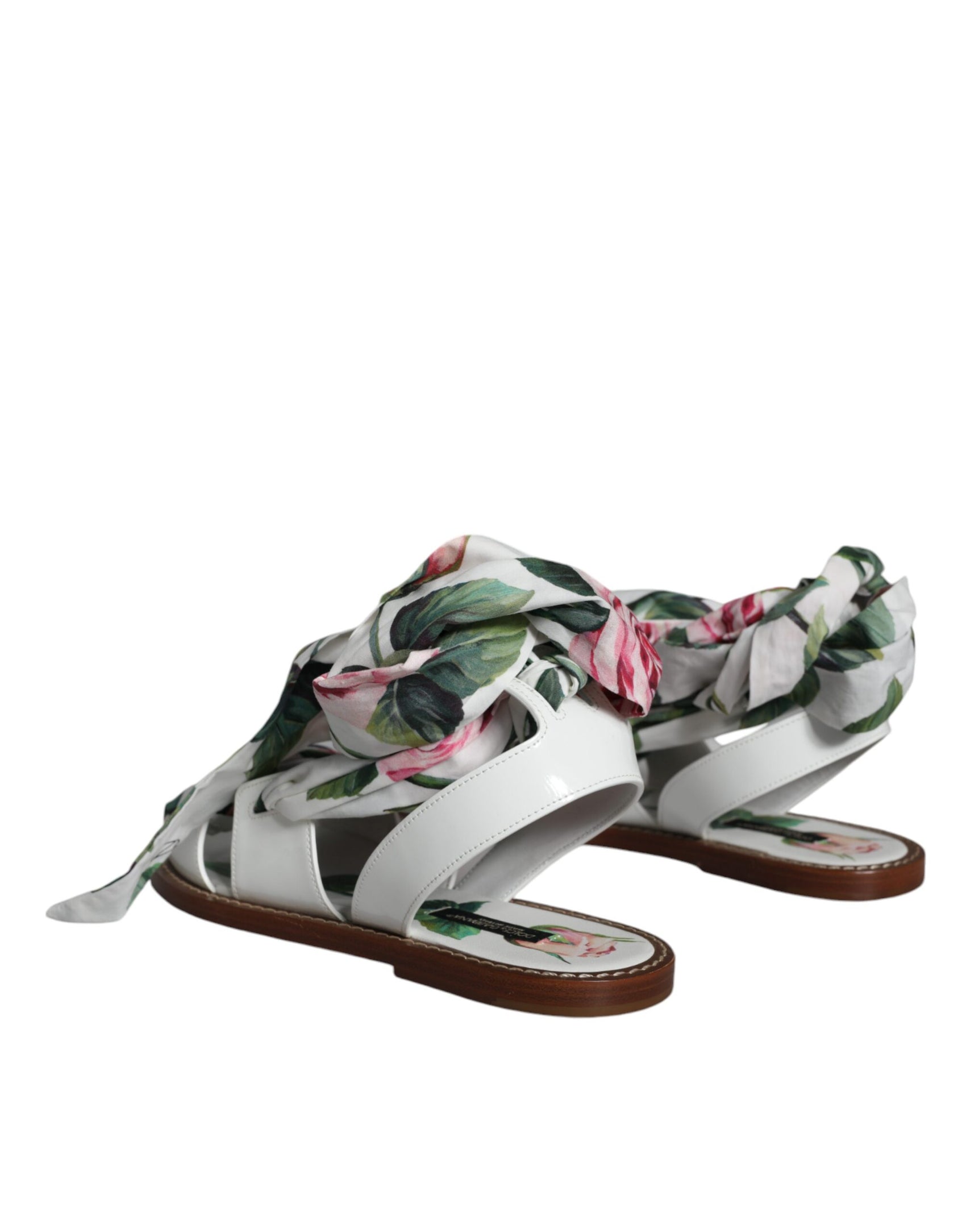 Mehrfarbige Sandalen mit Knöchelriemen und Blumenmuster