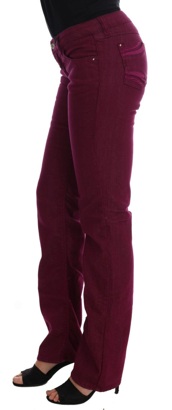 Elegante rote Luxus-Jeans mit gerader Passform