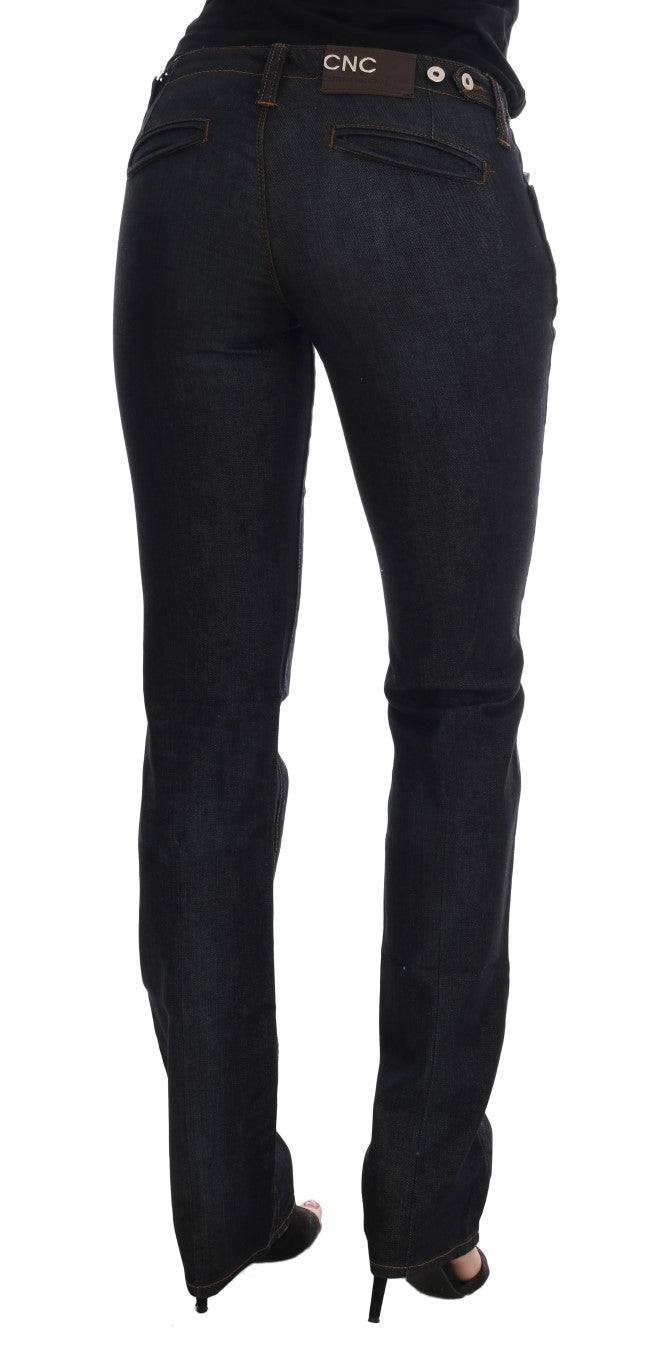 Svelte Dunkelblaue Slim Fit Jeans