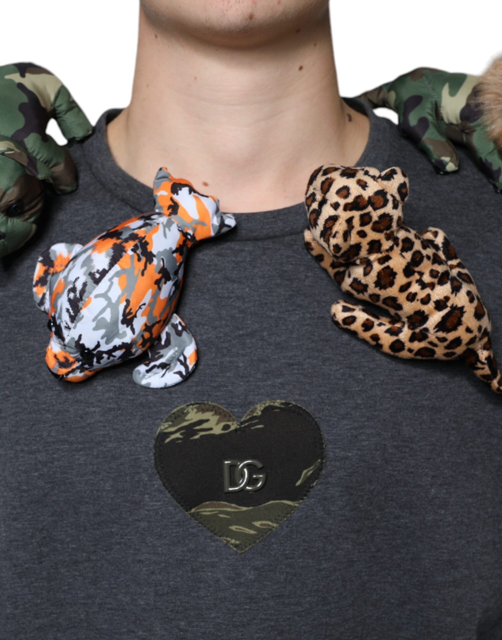 Graues Camouflage-T-Shirt aus Baumwolle mit Tiermotiv