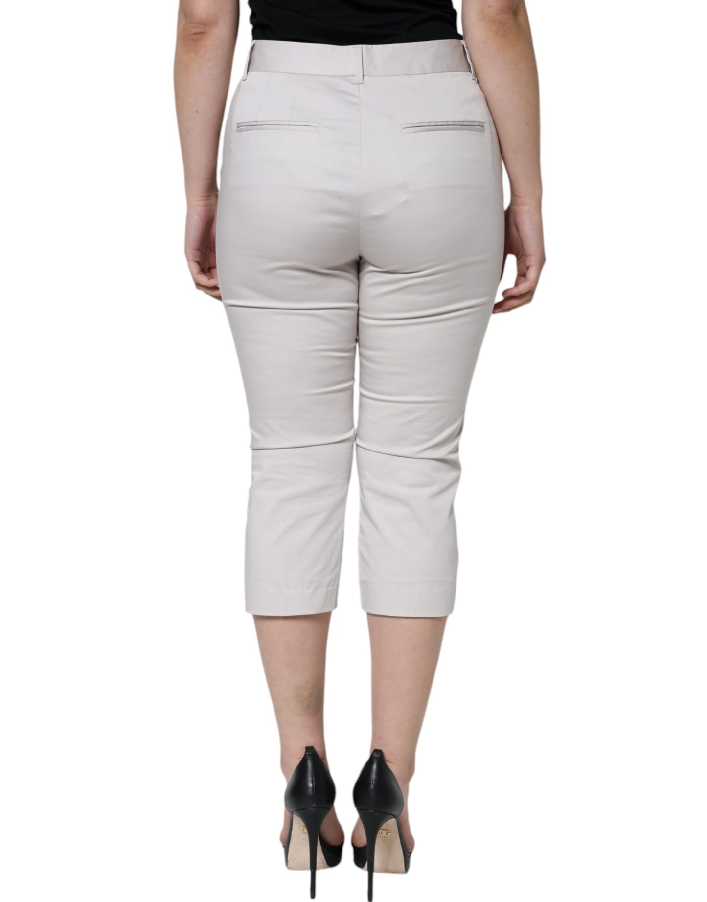 Pantaloni skinny corti a vita media in cotone bianco