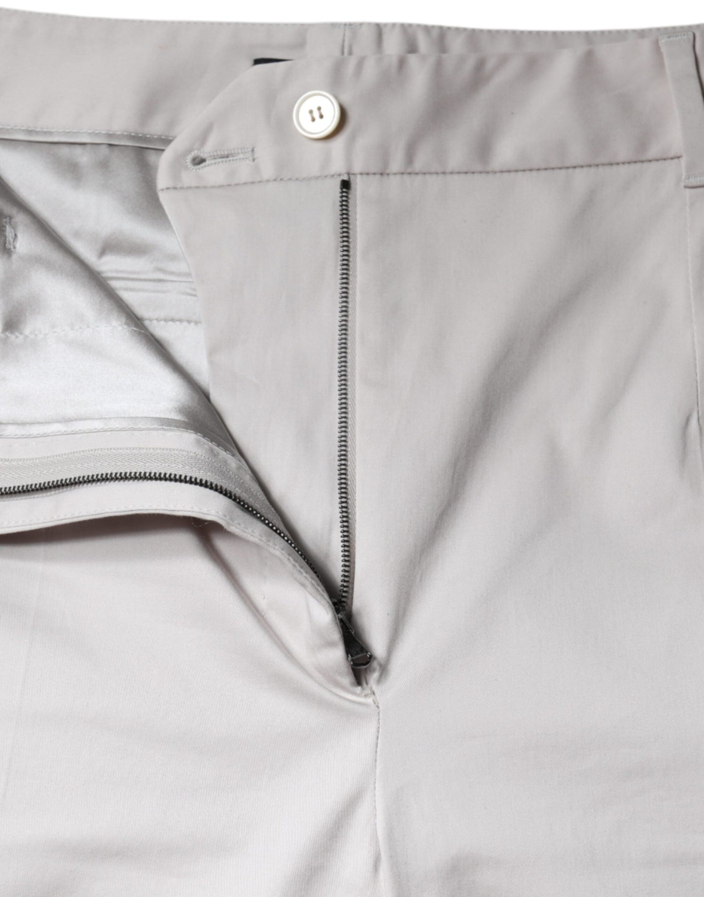 Pantaloni skinny corti a vita media in cotone bianco
